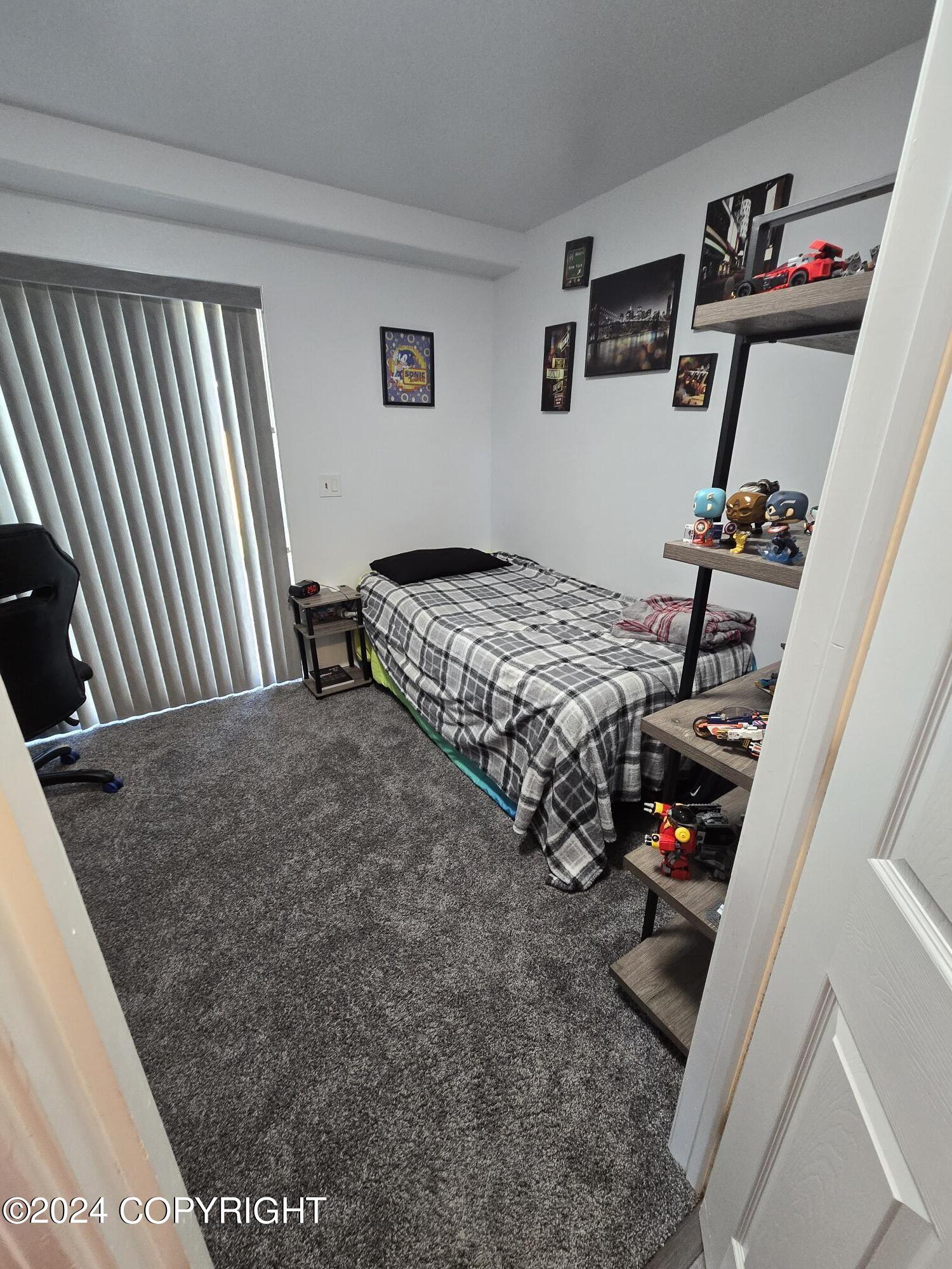 4241 Lakeridge Circle