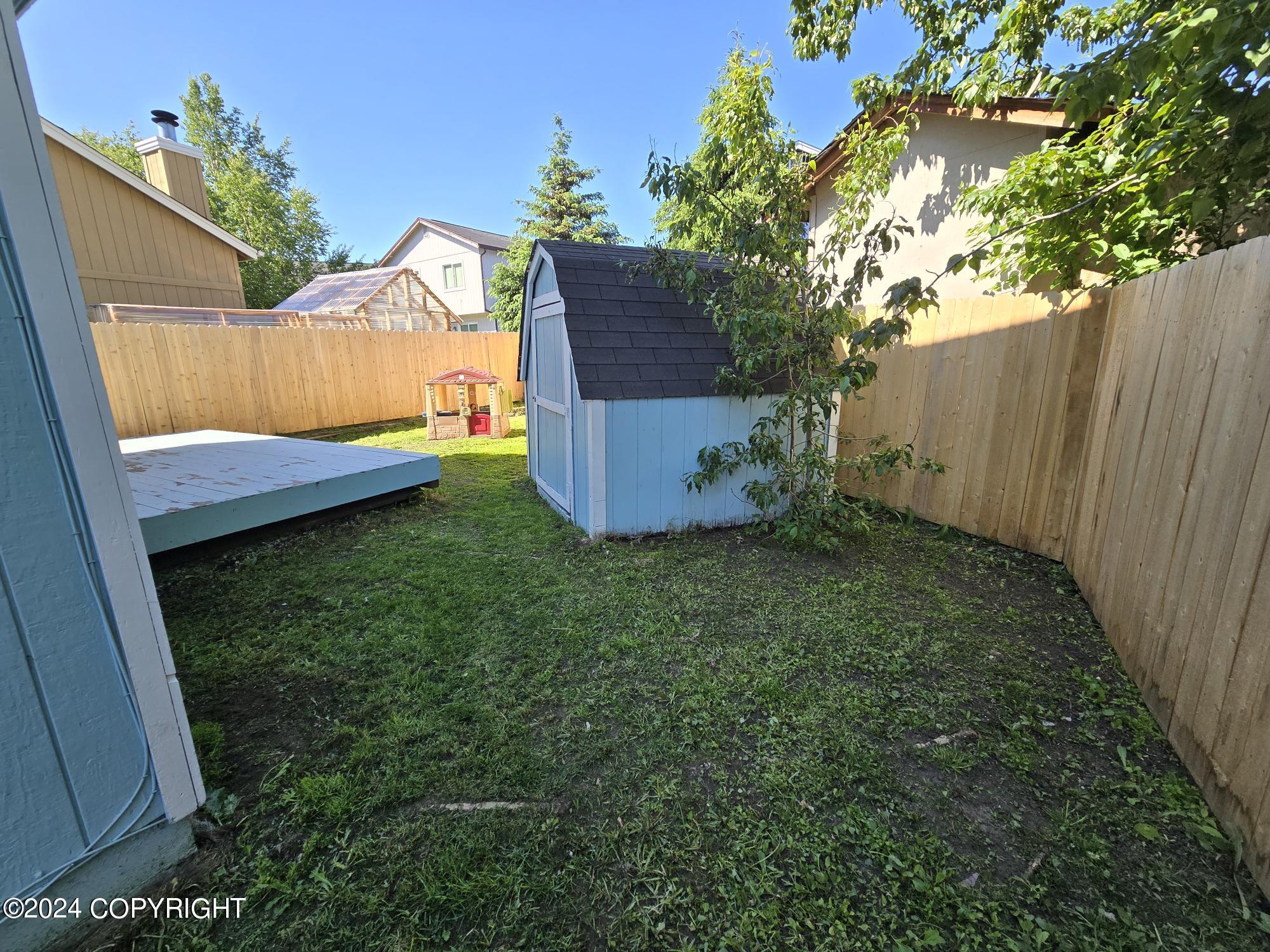 4241 Lakeridge Circle