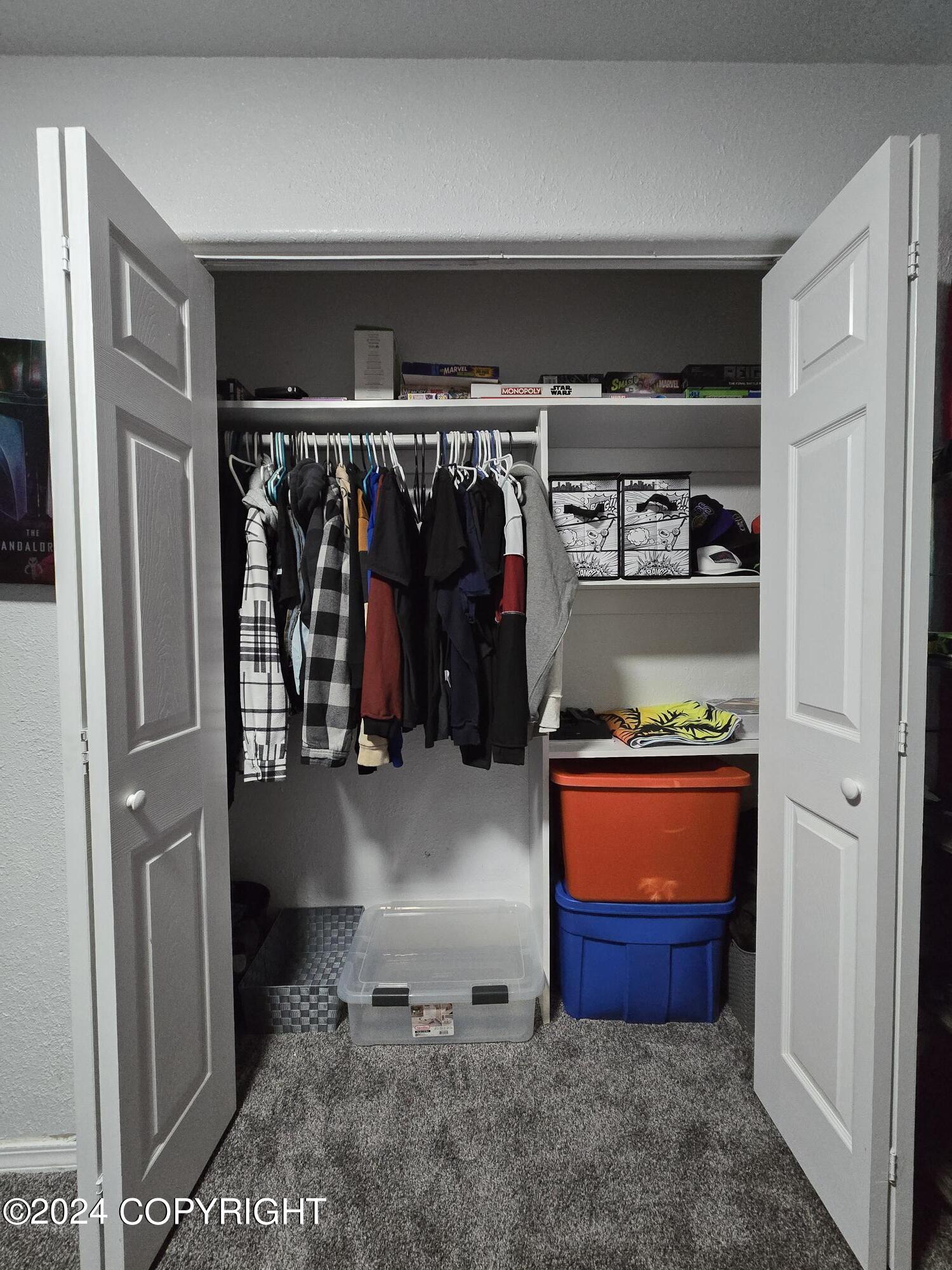 4241 Lakeridge Circle