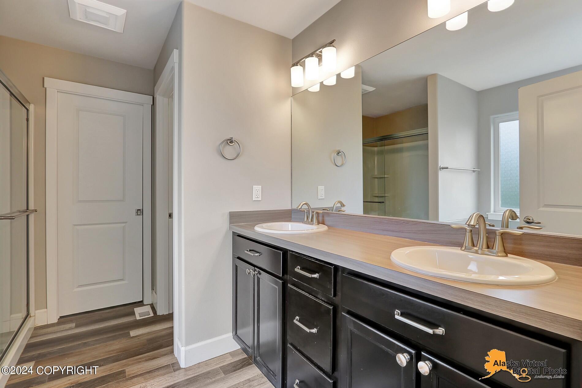 8019 Grayhawk Circle