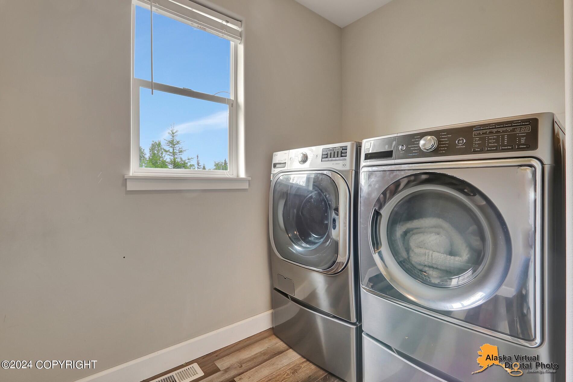 8019 Grayhawk Circle