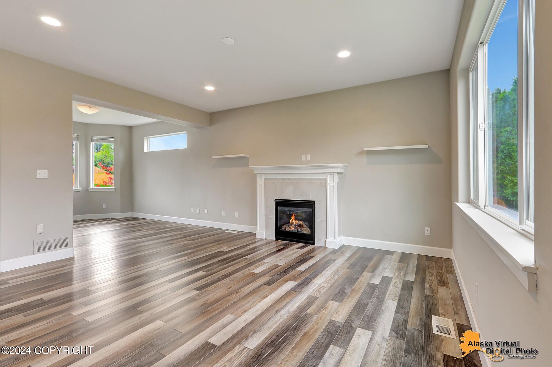 8019 Grayhawk Circle
