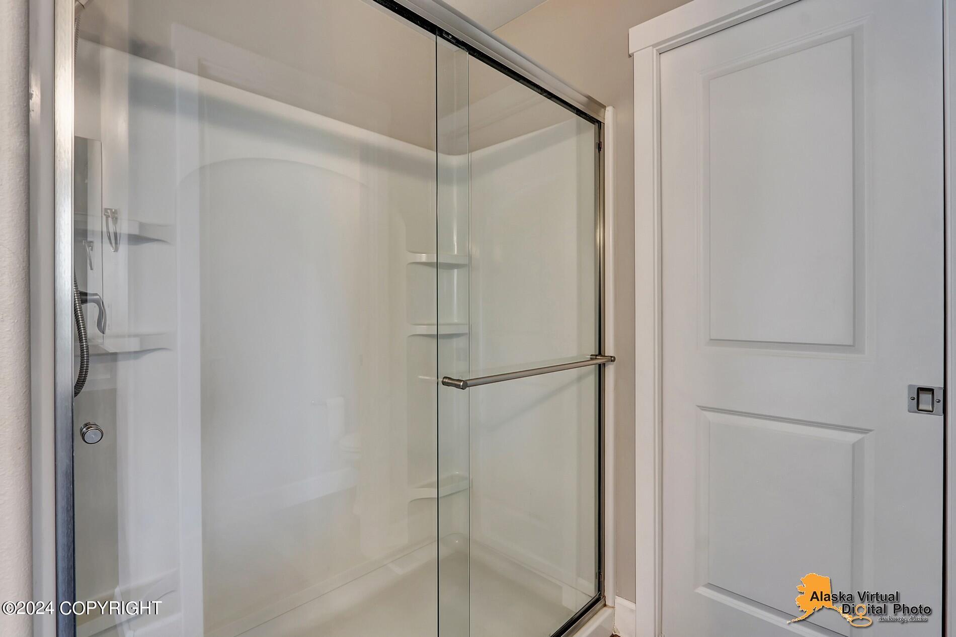 8019 Grayhawk Circle