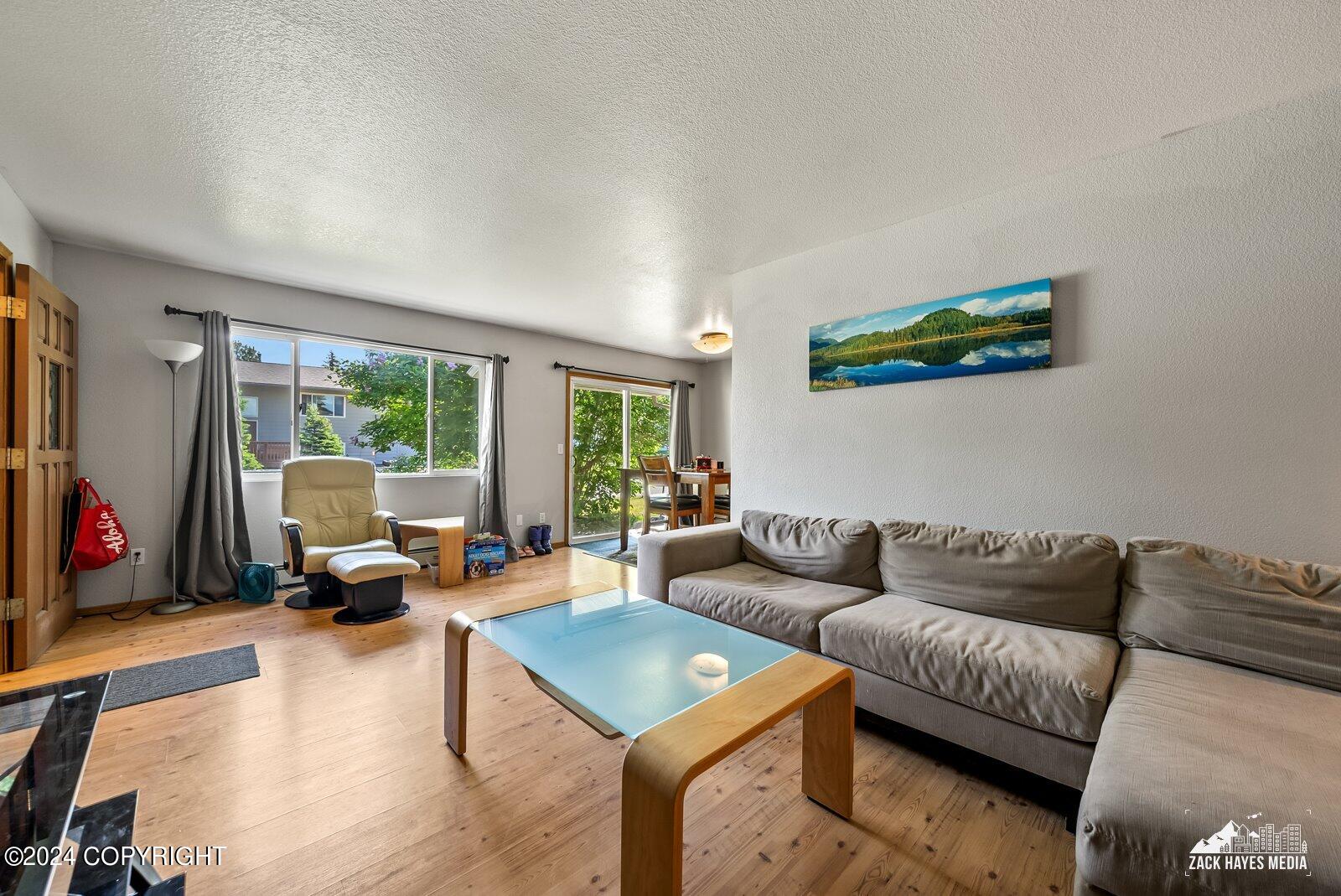 356/358 Egavik Drive