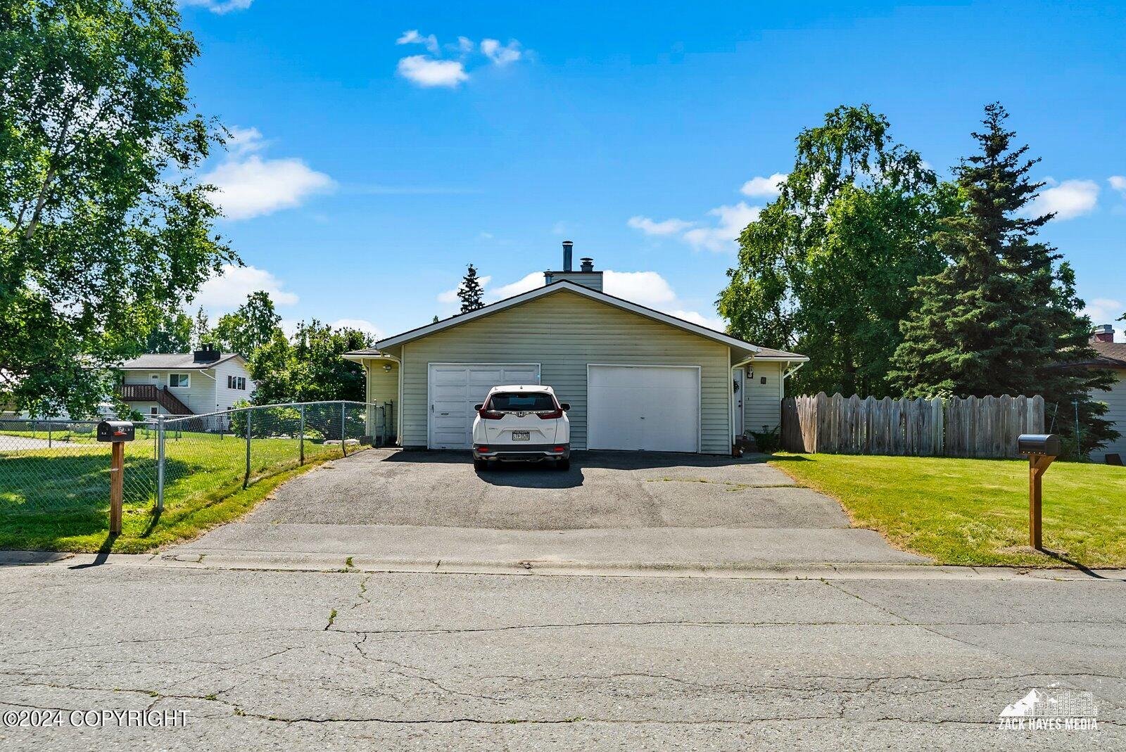 356/358 Egavik Drive