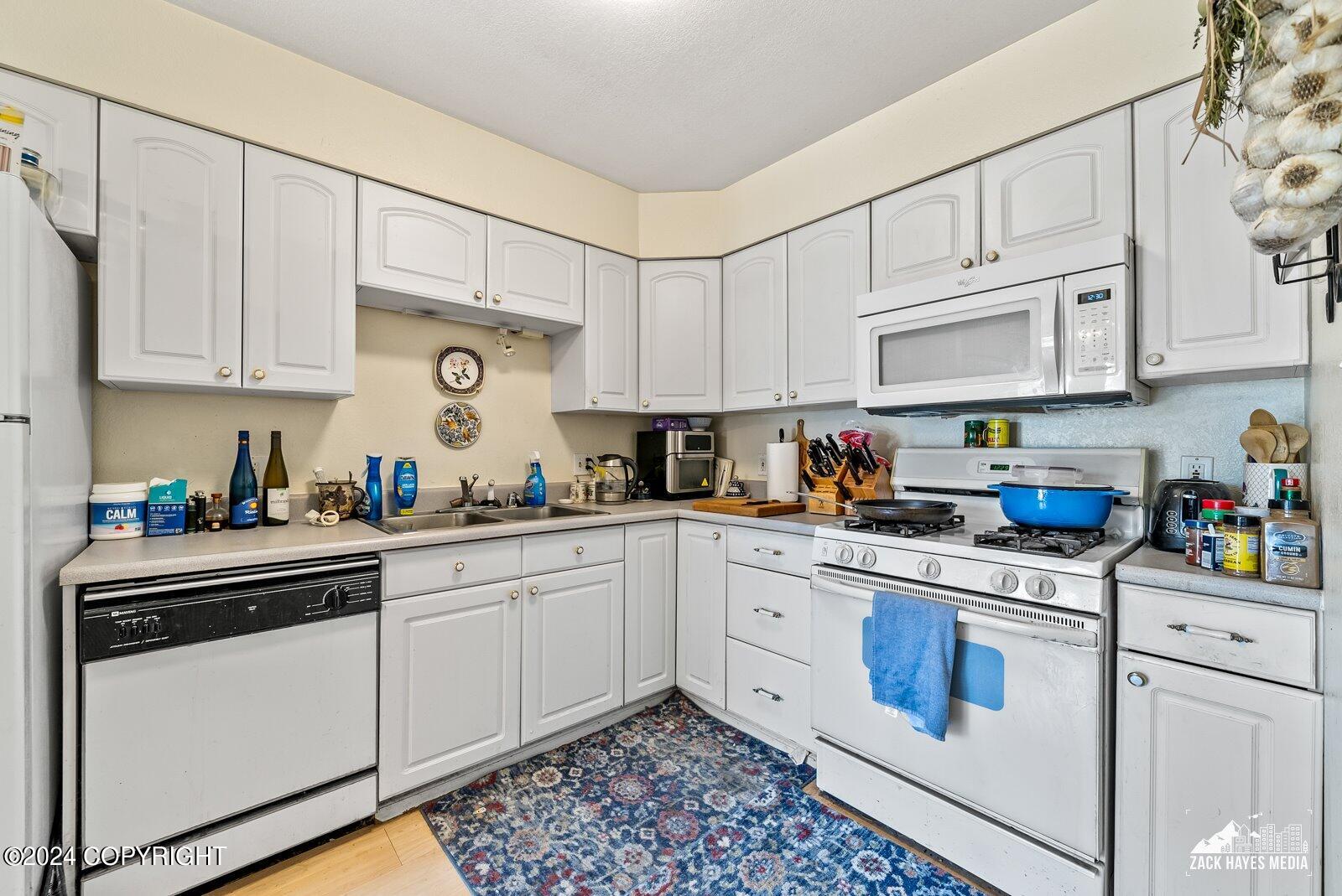 356/358 Egavik Drive