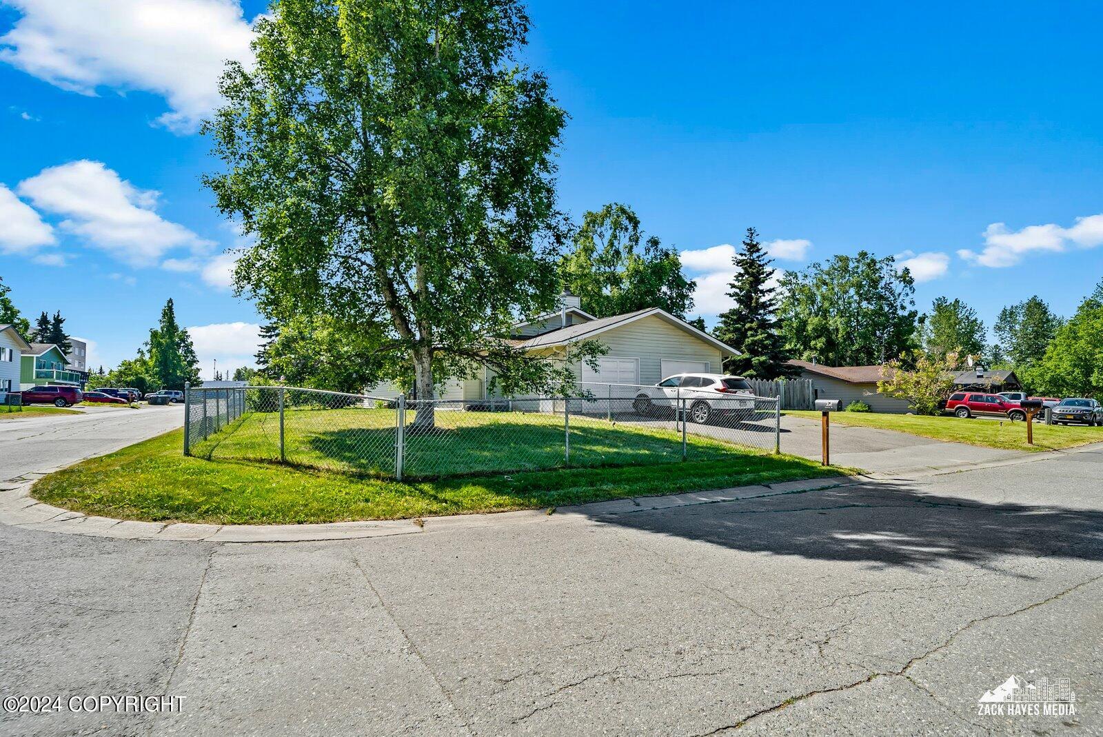 356/358 Egavik Drive