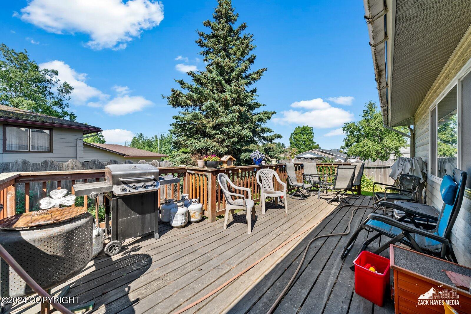 356/358 Egavik Drive