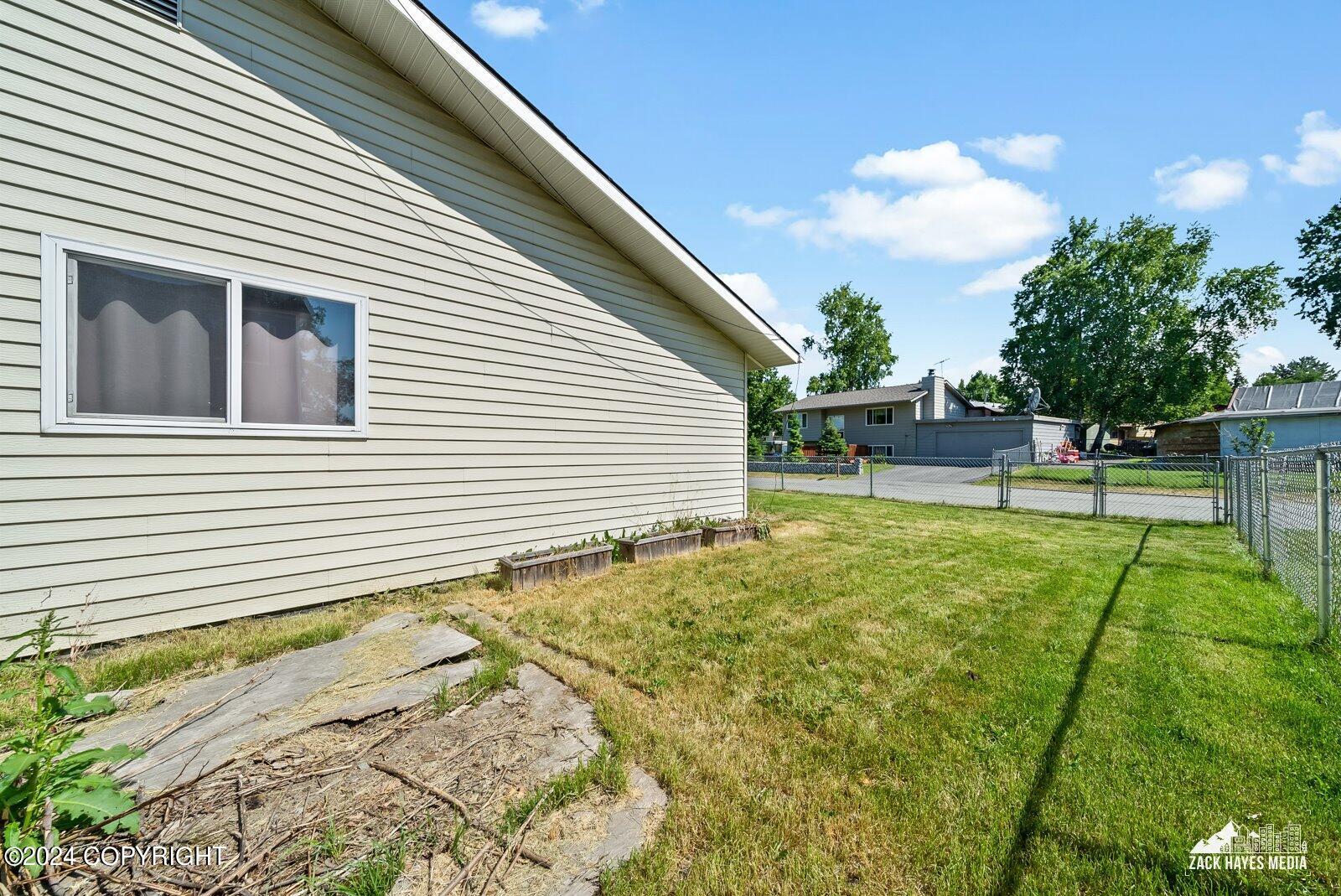 356/358 Egavik Drive