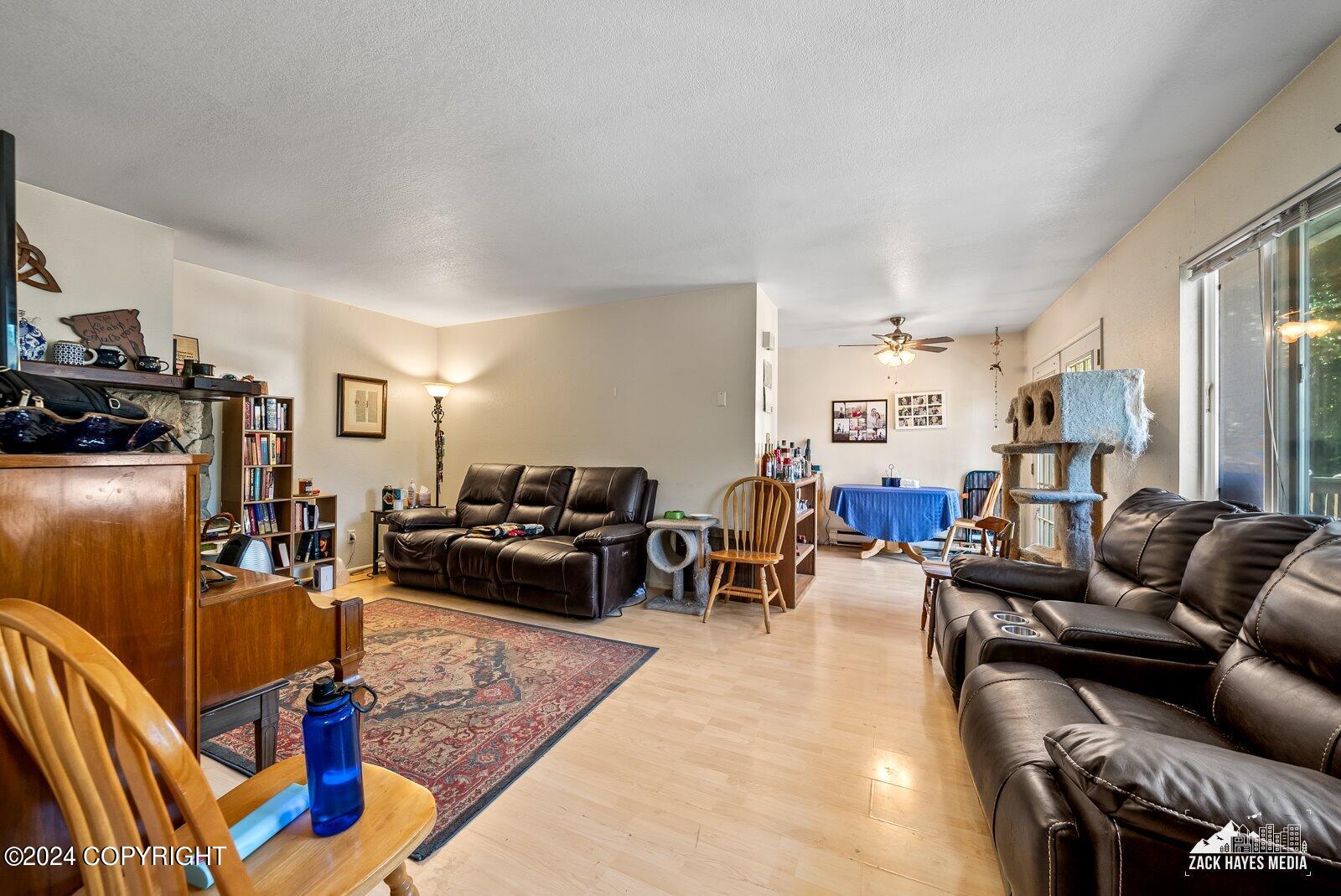 356/358 Egavik Drive