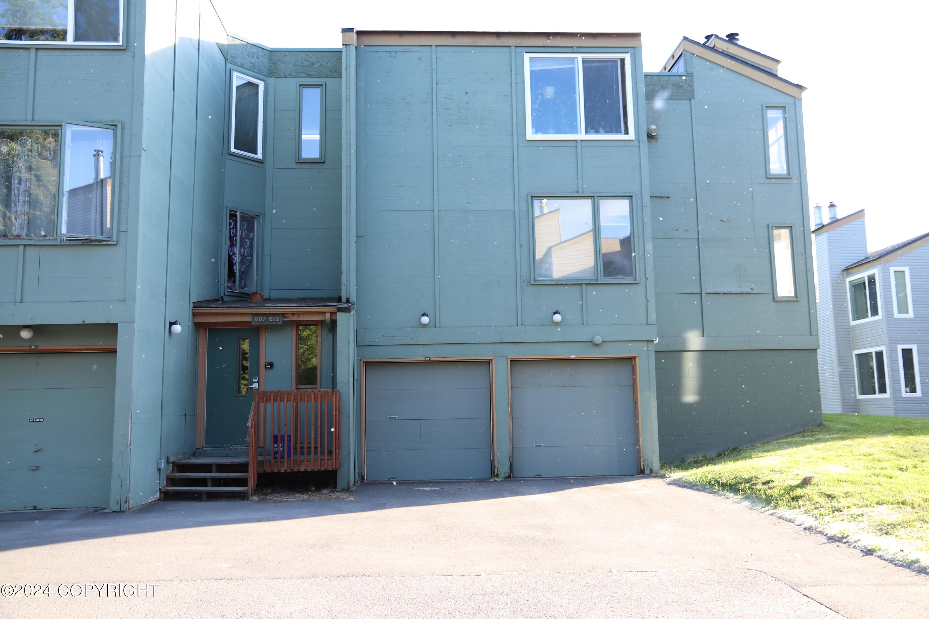 612 Copperbush Court # 12 Unit: #12