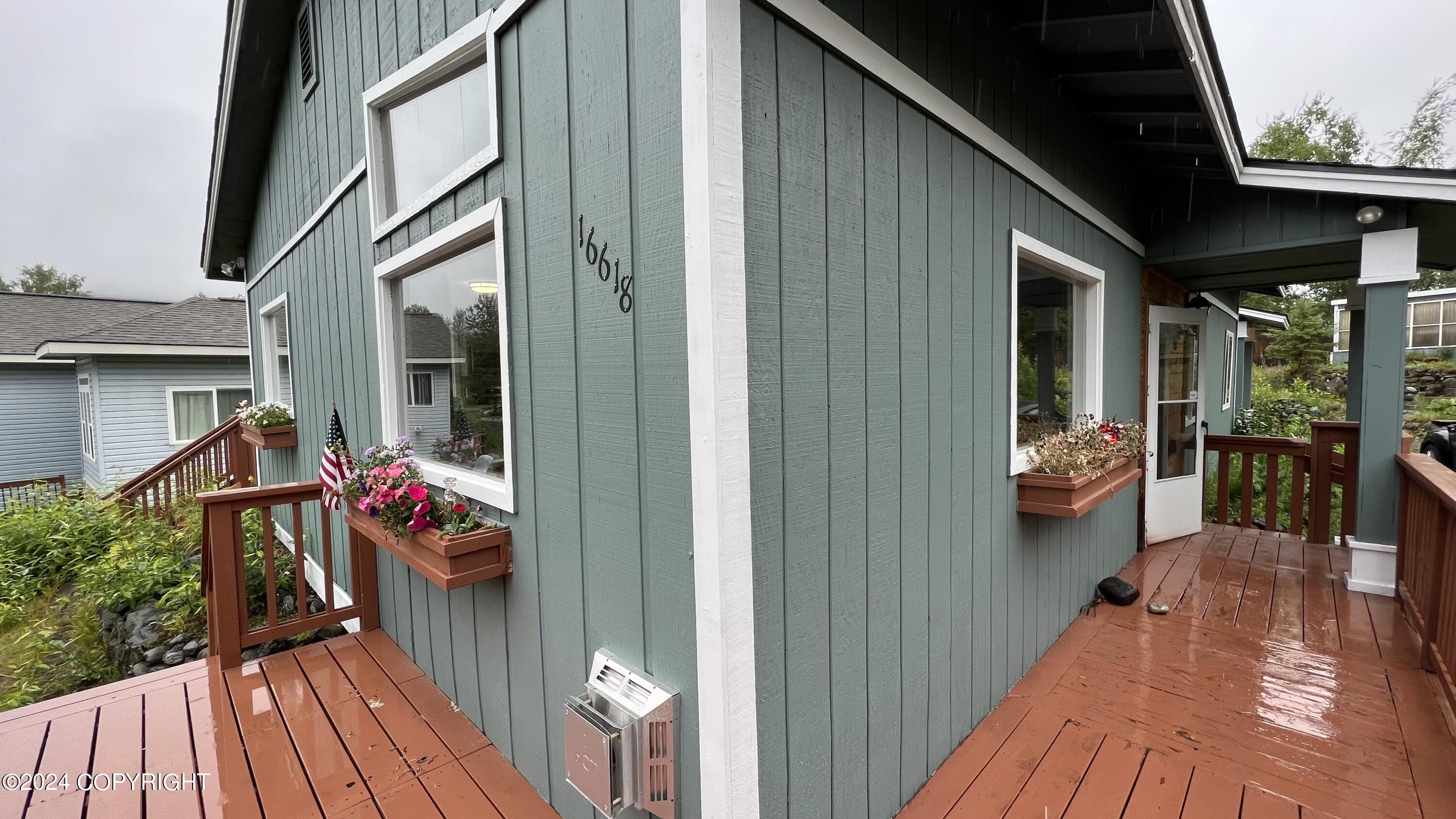 16618 Eleonora Street