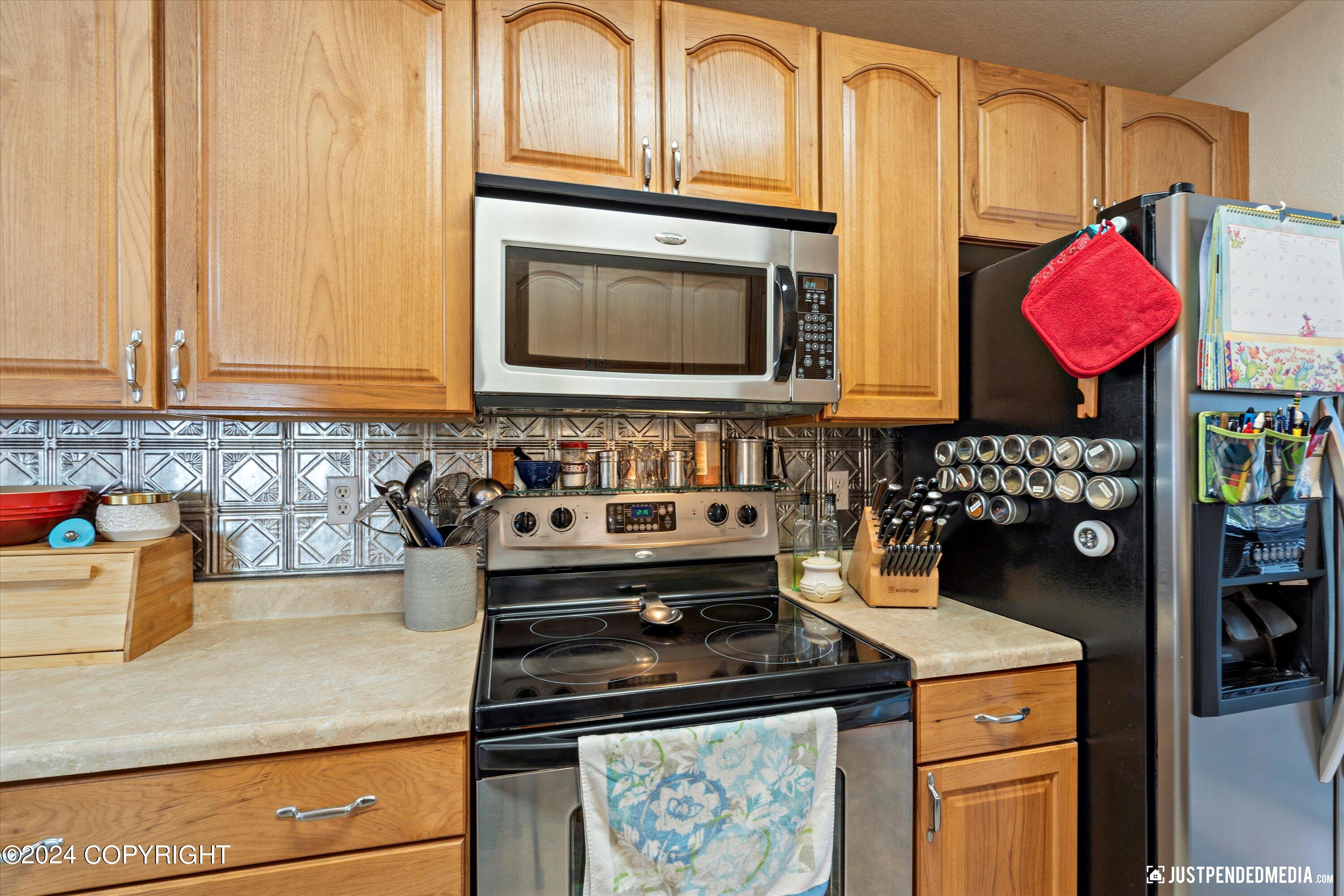 8143 Harvest Circle