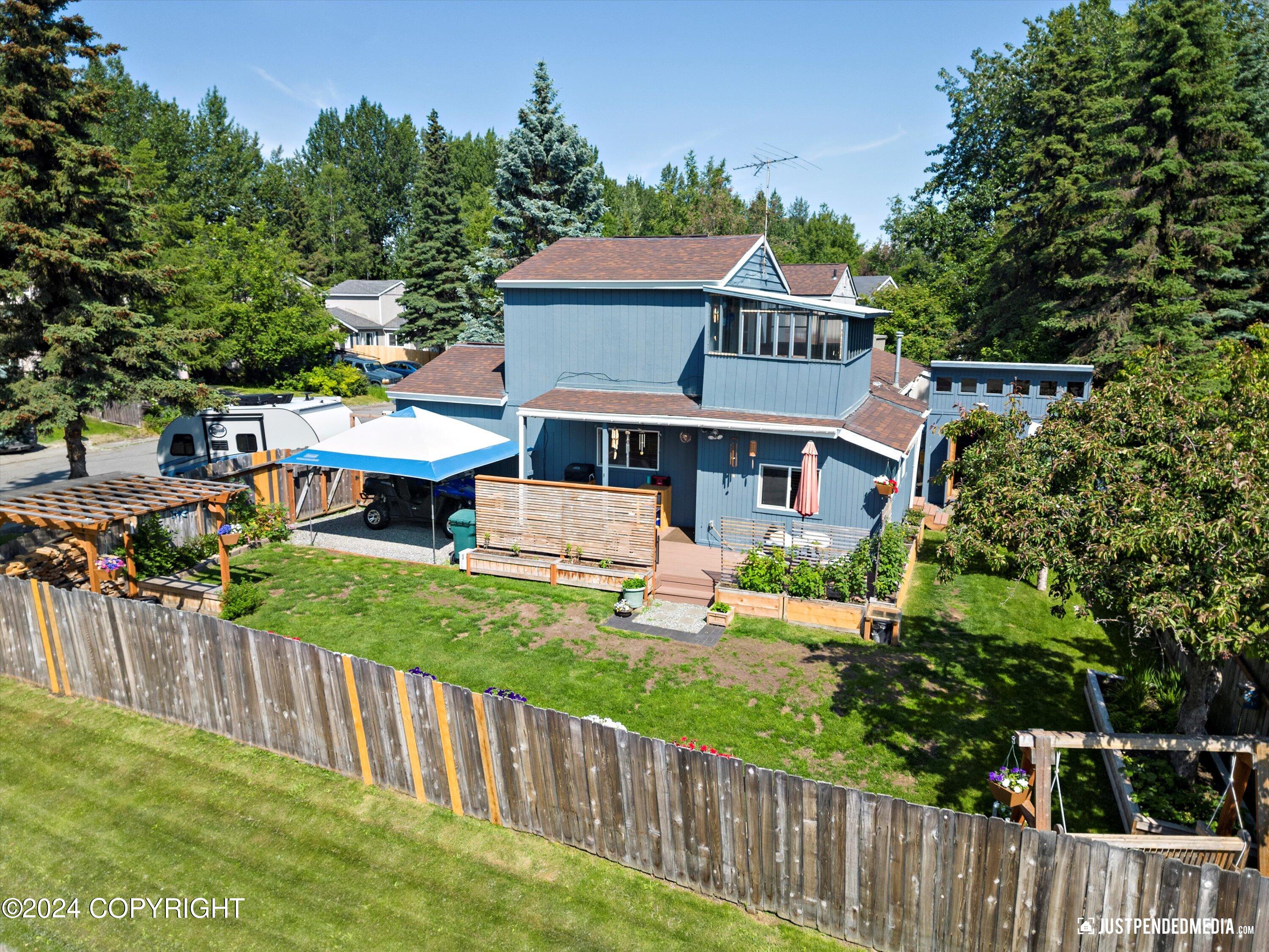8143 Harvest Circle