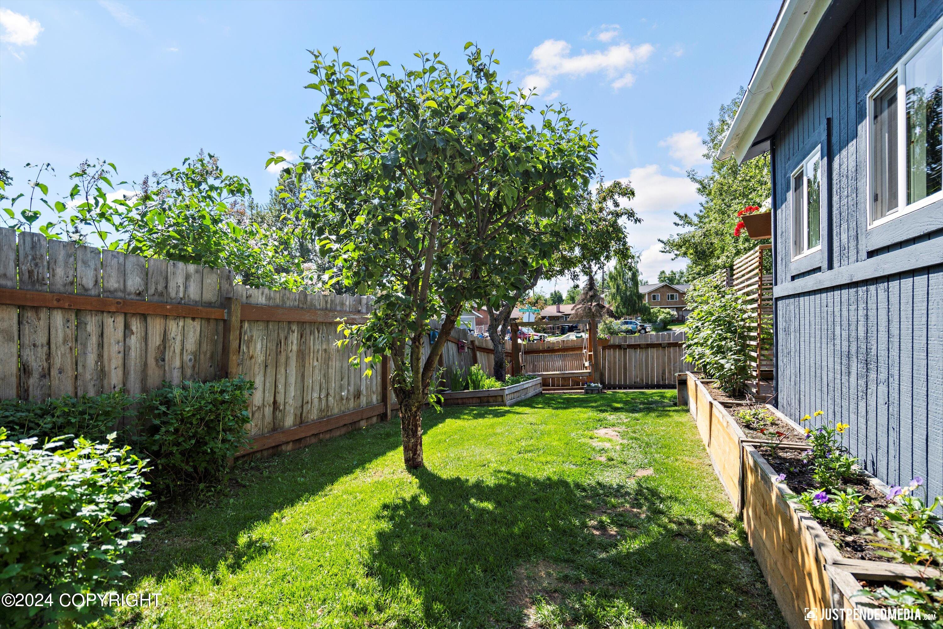 8143 Harvest Circle