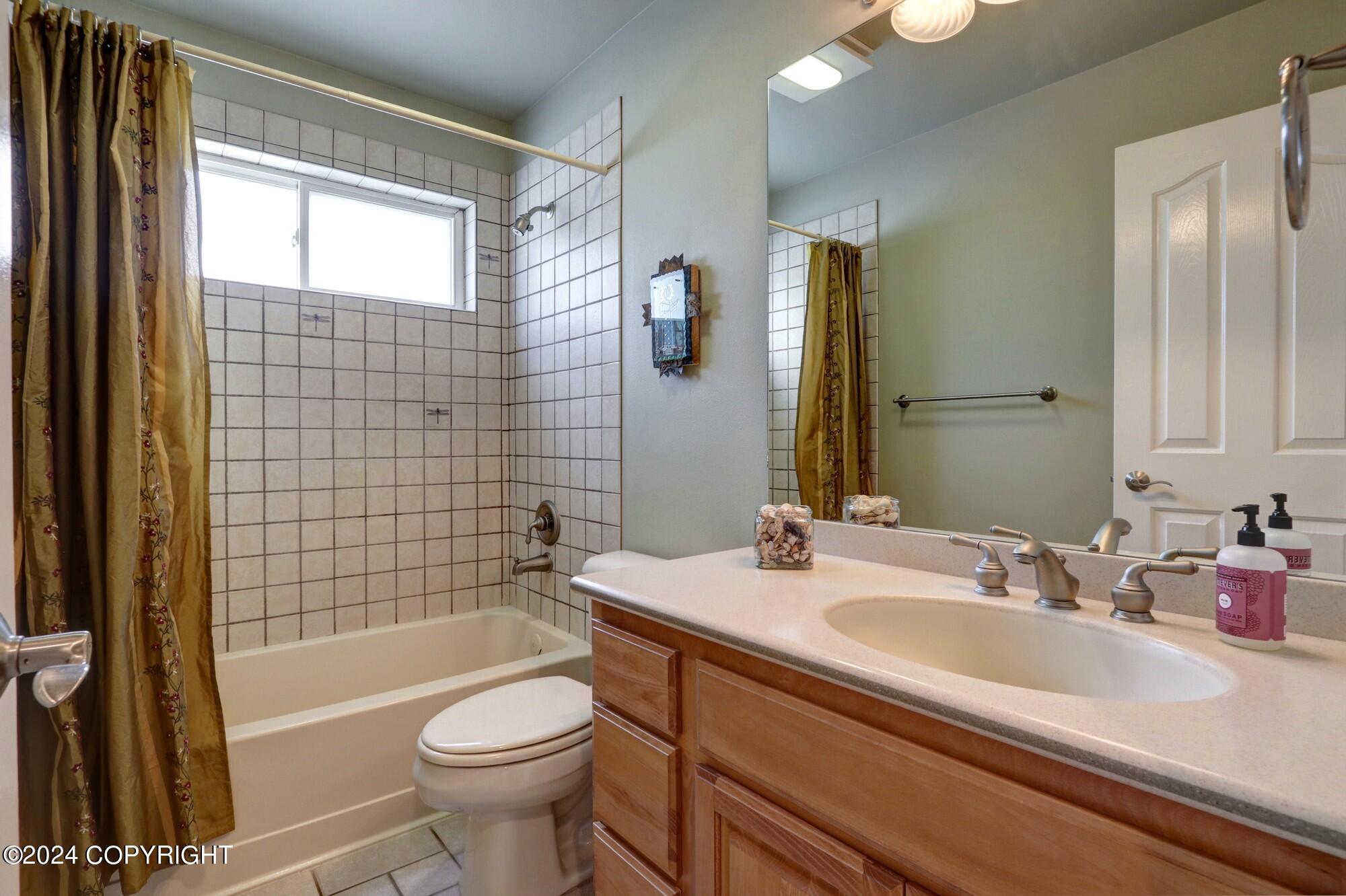 18702 Guillemot Circle