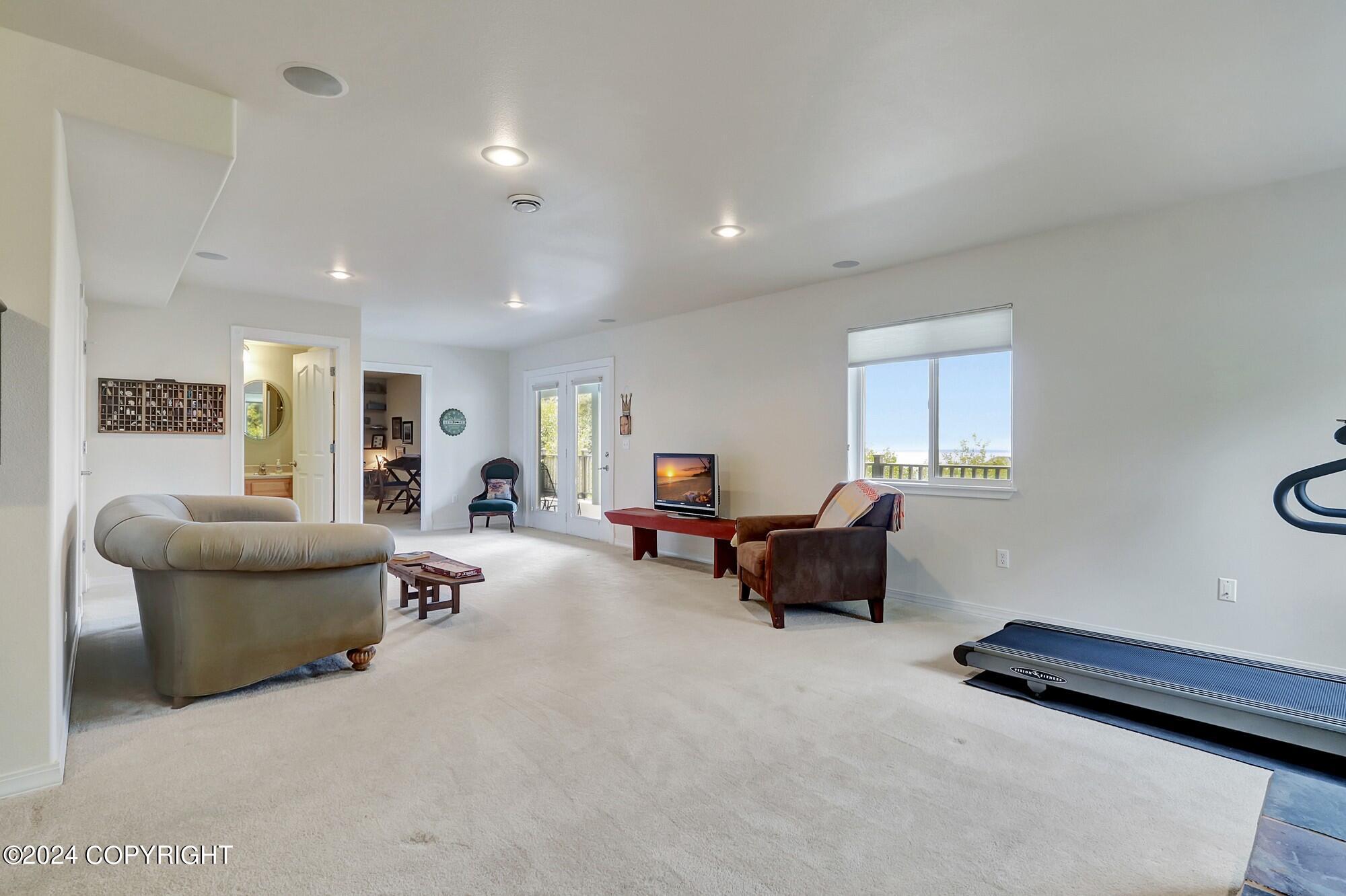 18702 Guillemot Circle