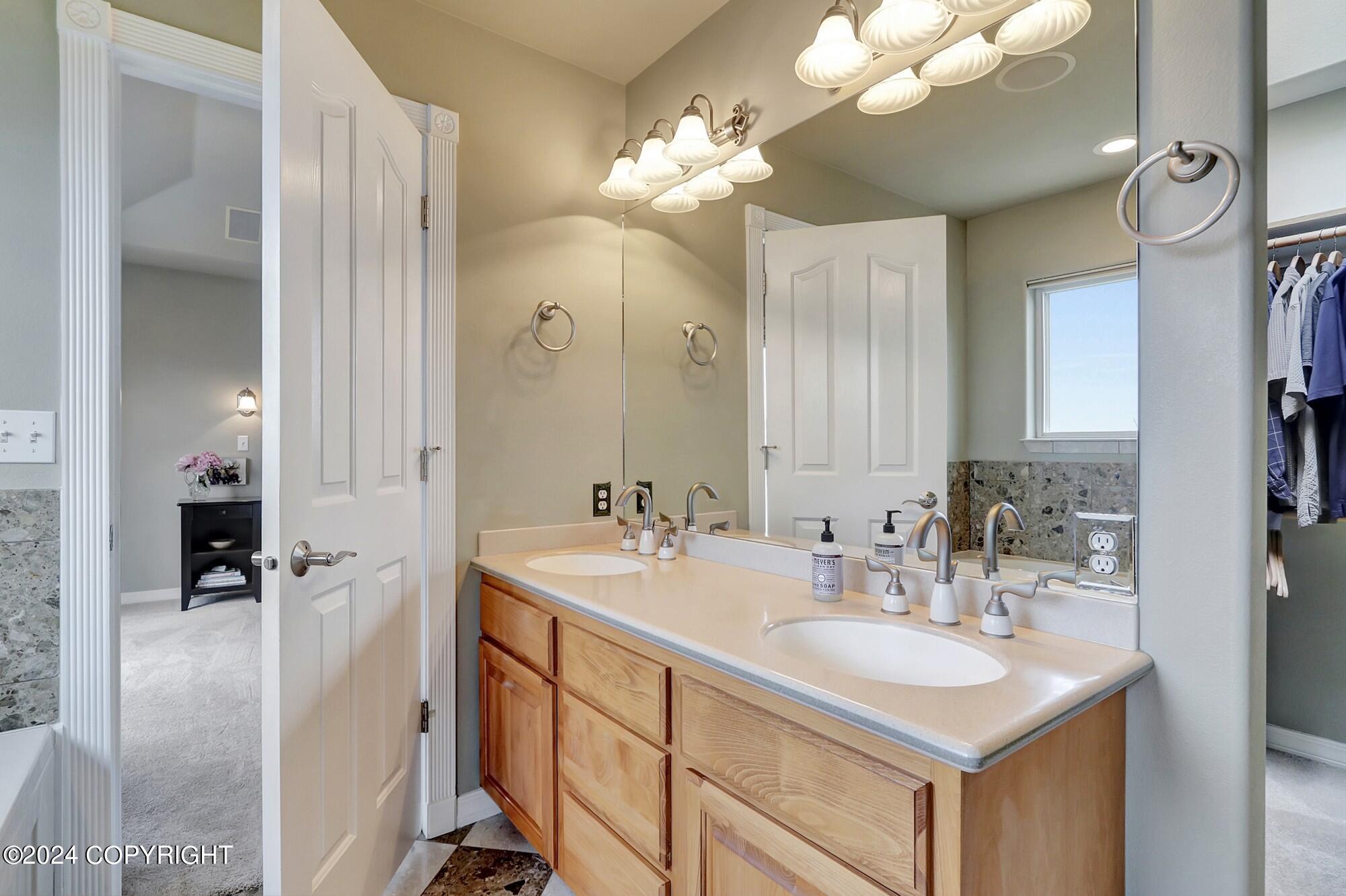 18702 Guillemot Circle