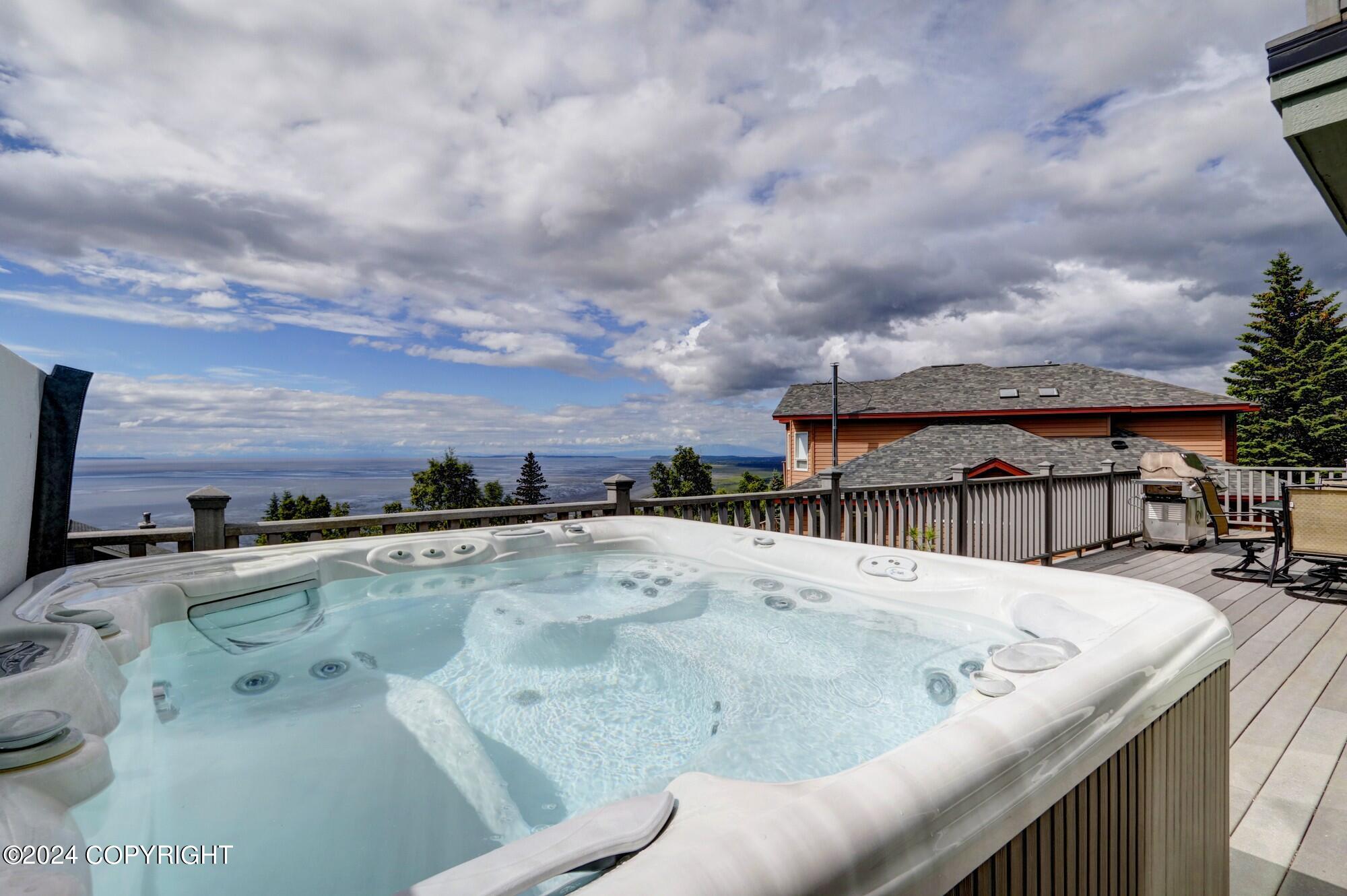 18702 Guillemot Circle