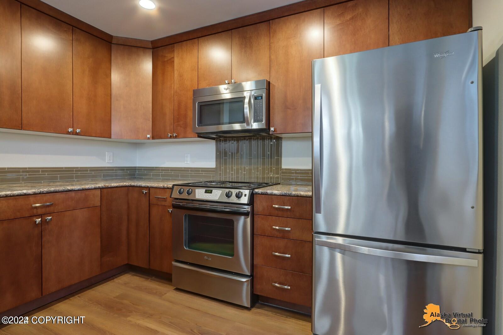 1032 W 11th Avenue # 101