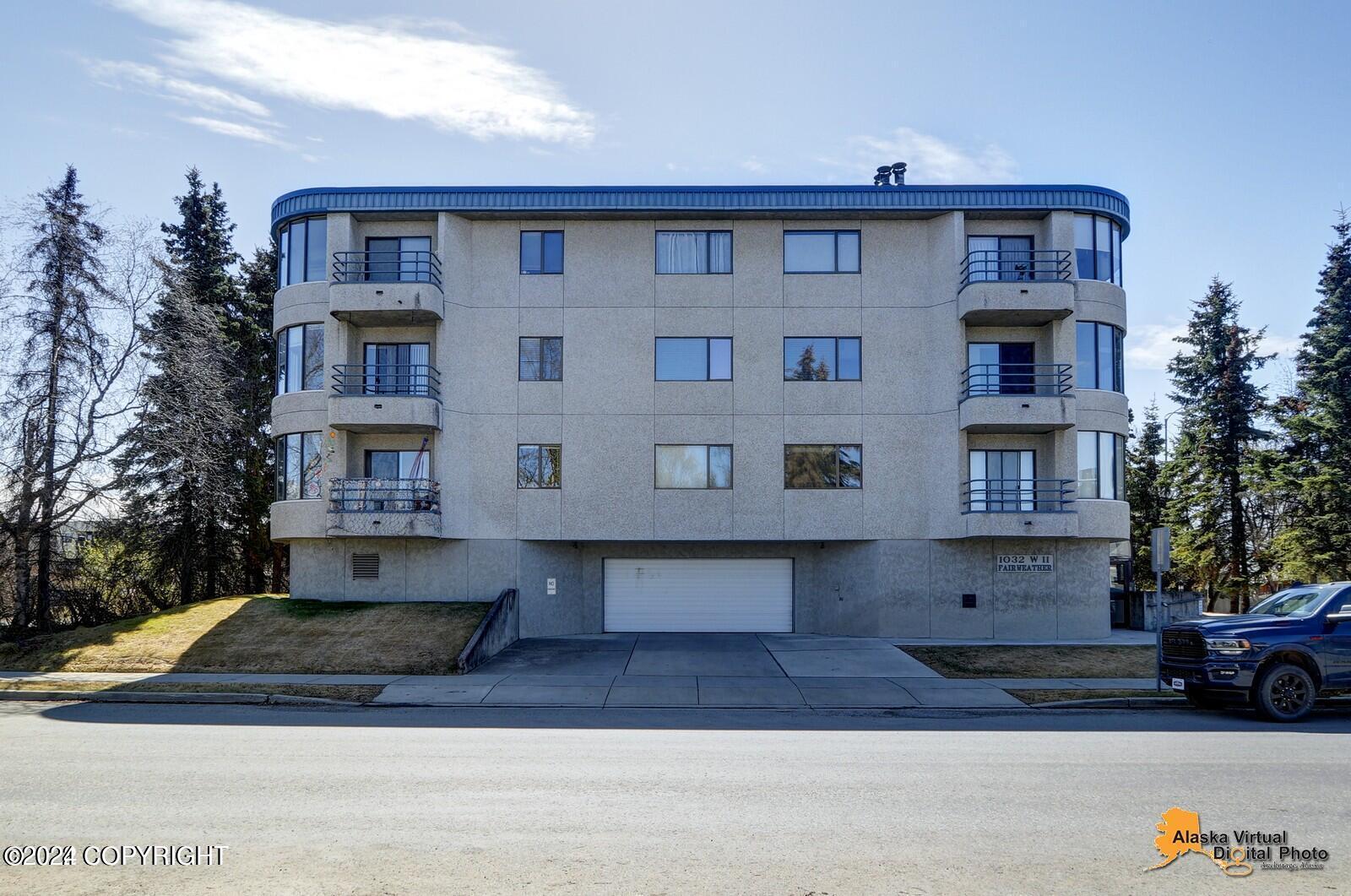 1032 W 11th Avenue # 101