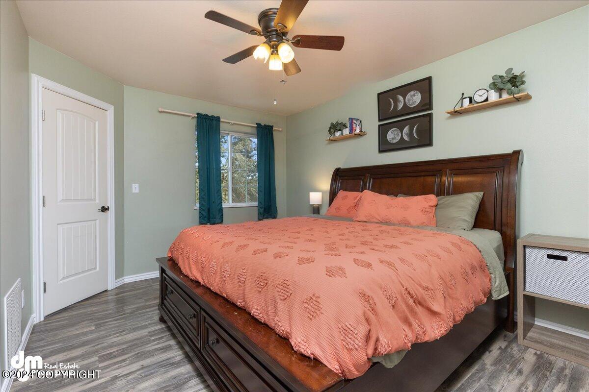 6811 Gold Kings Circle # B