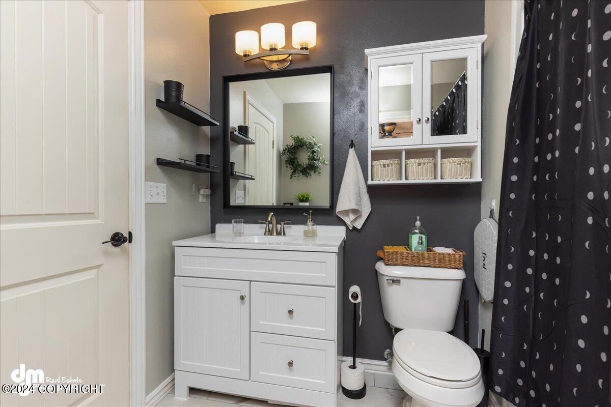 6811 Gold Kings Circle # B