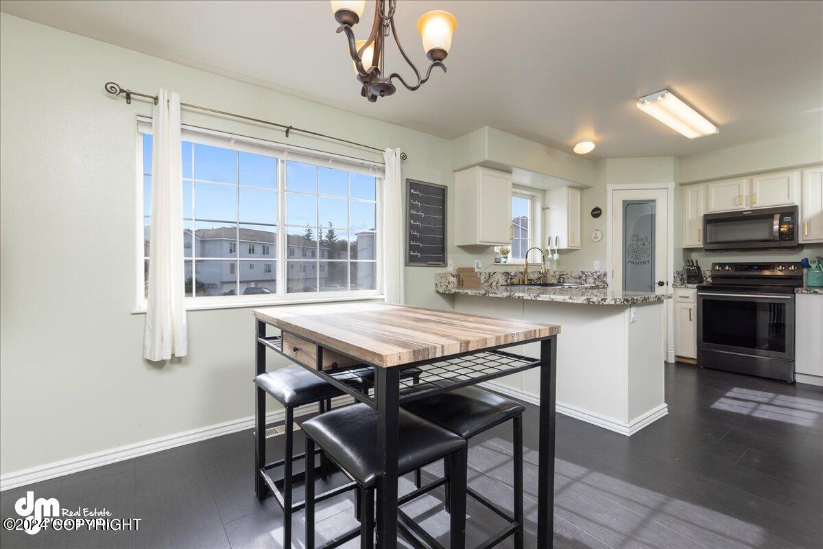 6811 Gold Kings Circle # B