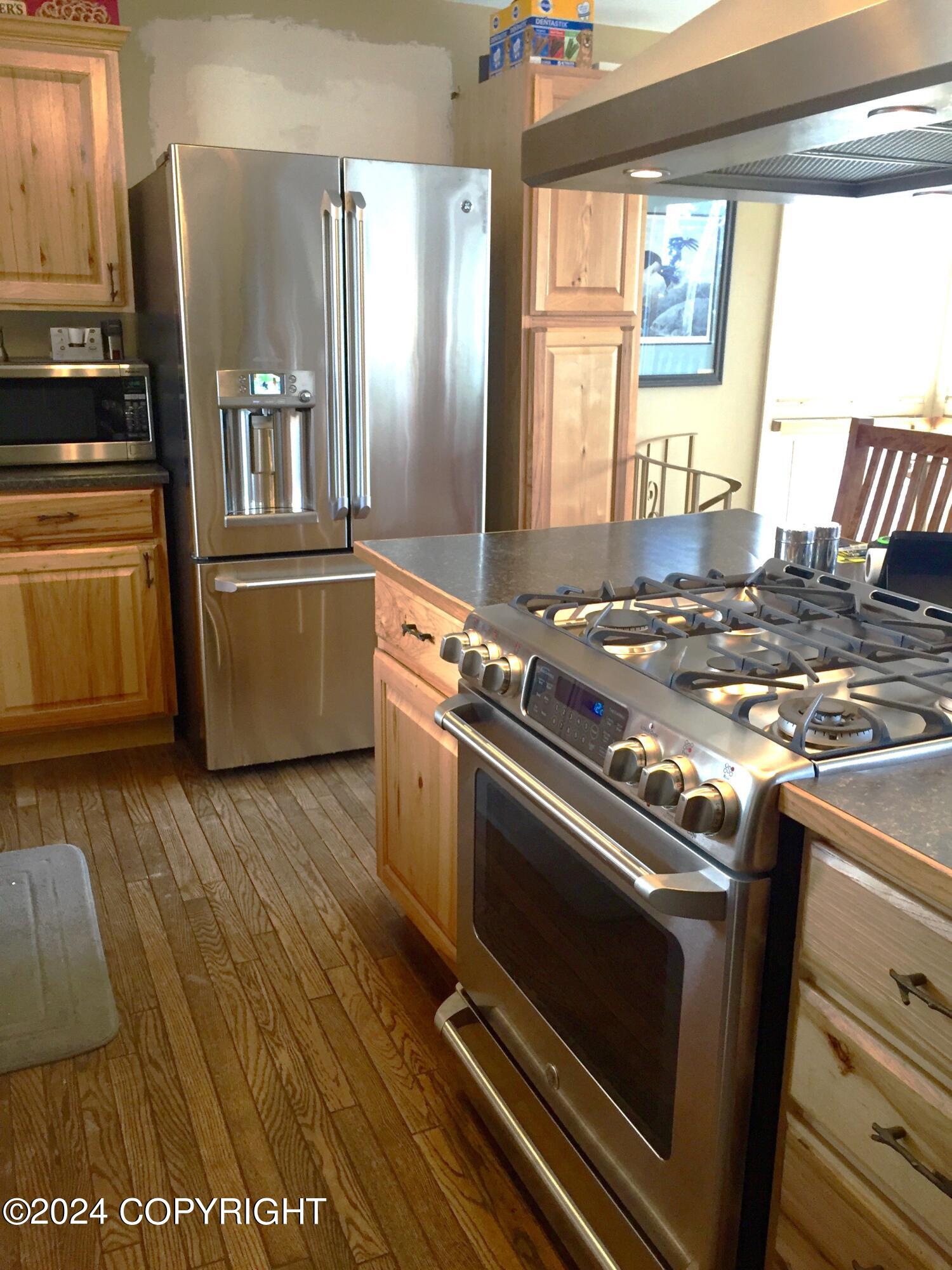 8241 Longhorn Street