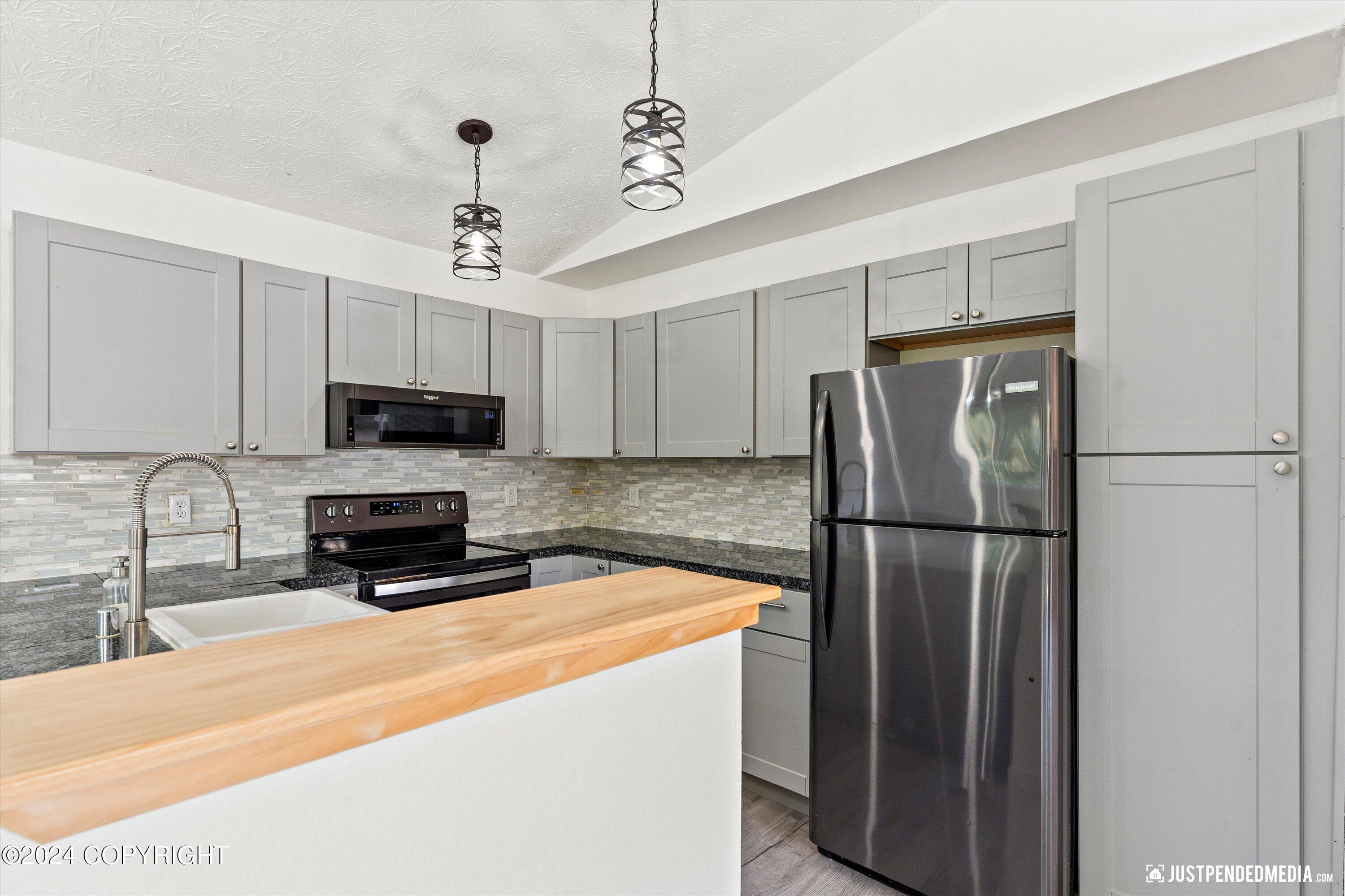 1958 Commodore Drive