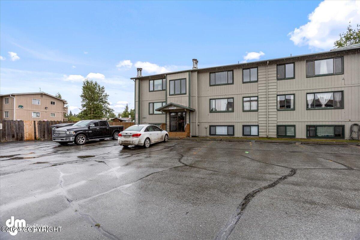 221 Mc Carrey Street # 2B Unit: #11-2B