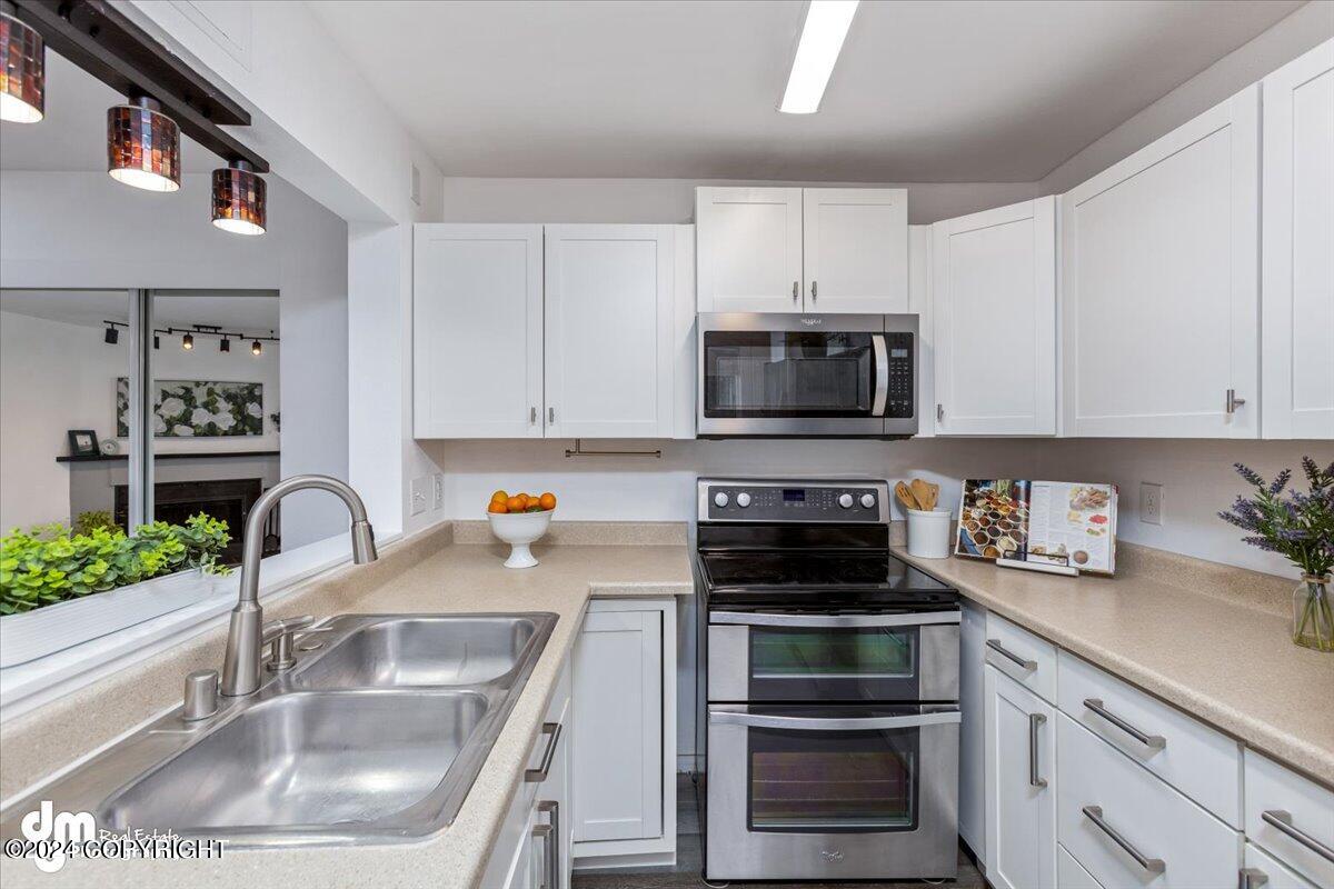221 Mc Carrey Street # 2B Unit: #11-2B