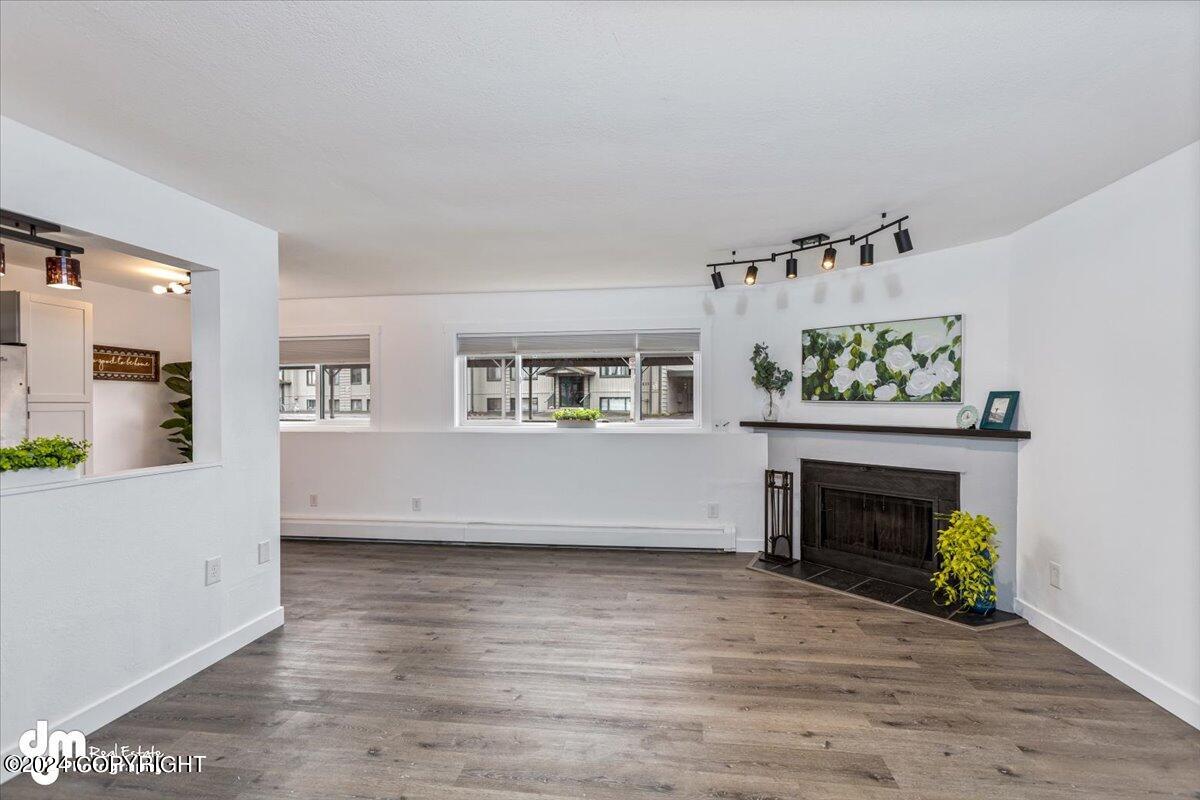 221 Mc Carrey Street # 2B Unit: #11-2B