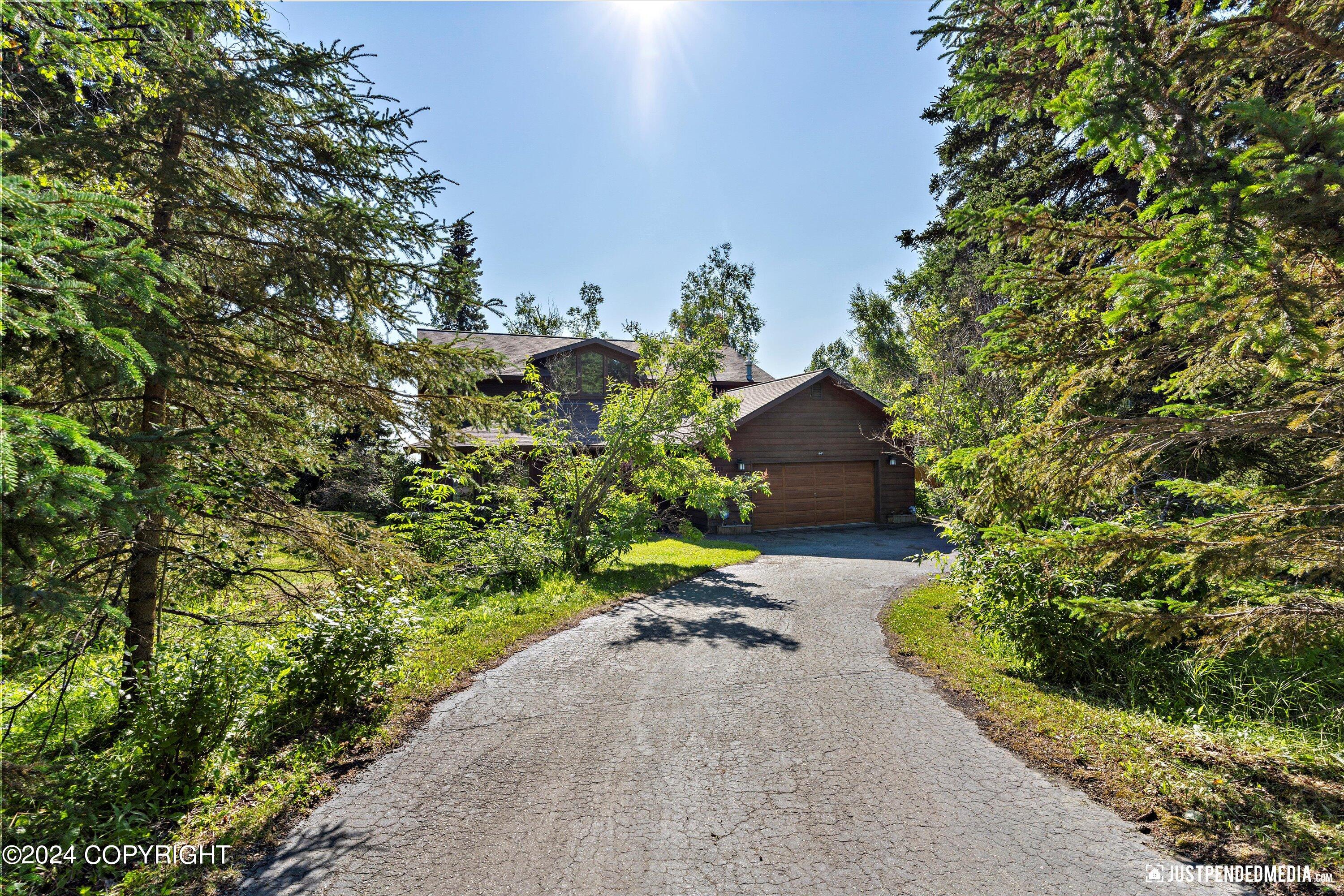 4400 Southpark Bluff Drive