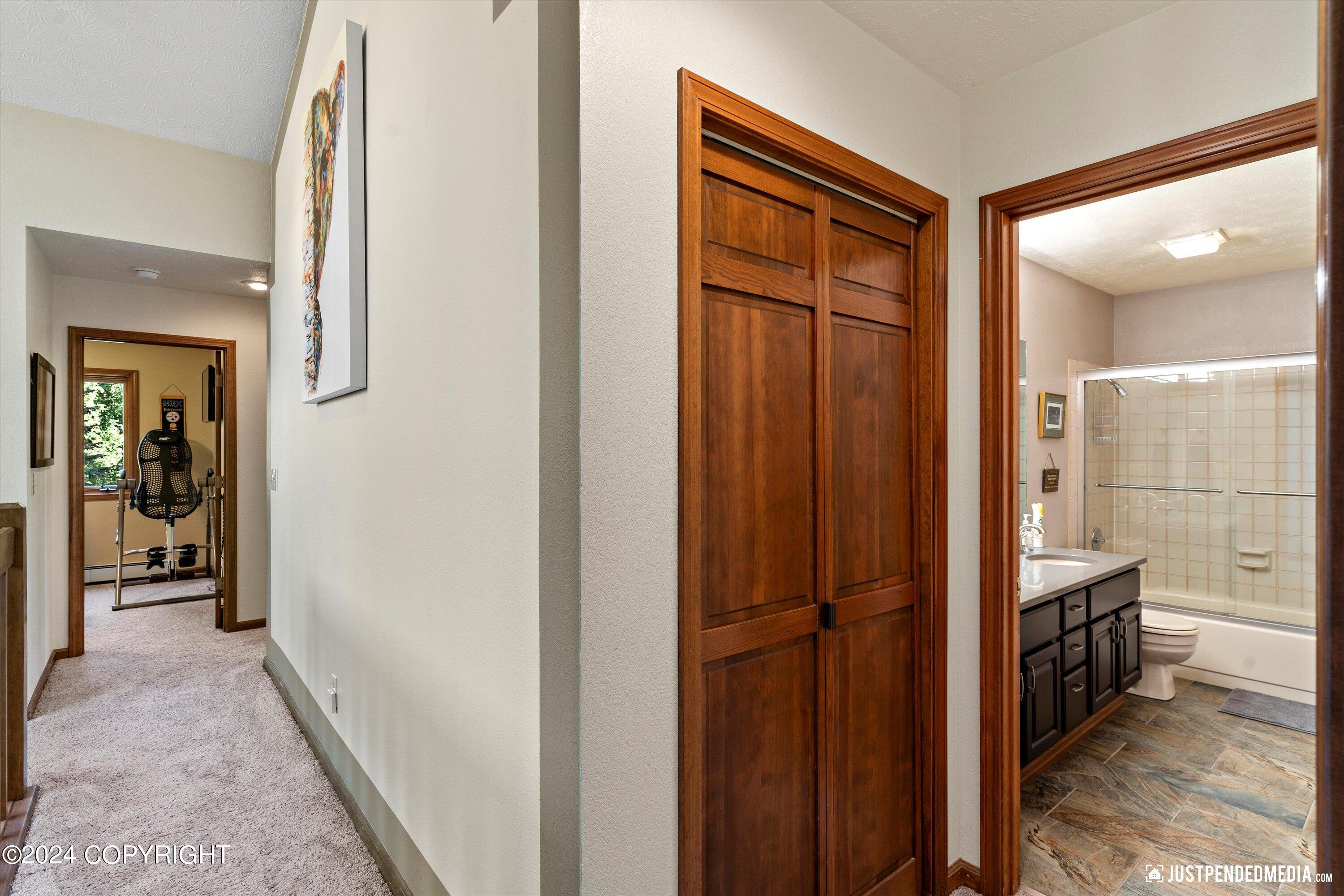 4400 Southpark Bluff Drive