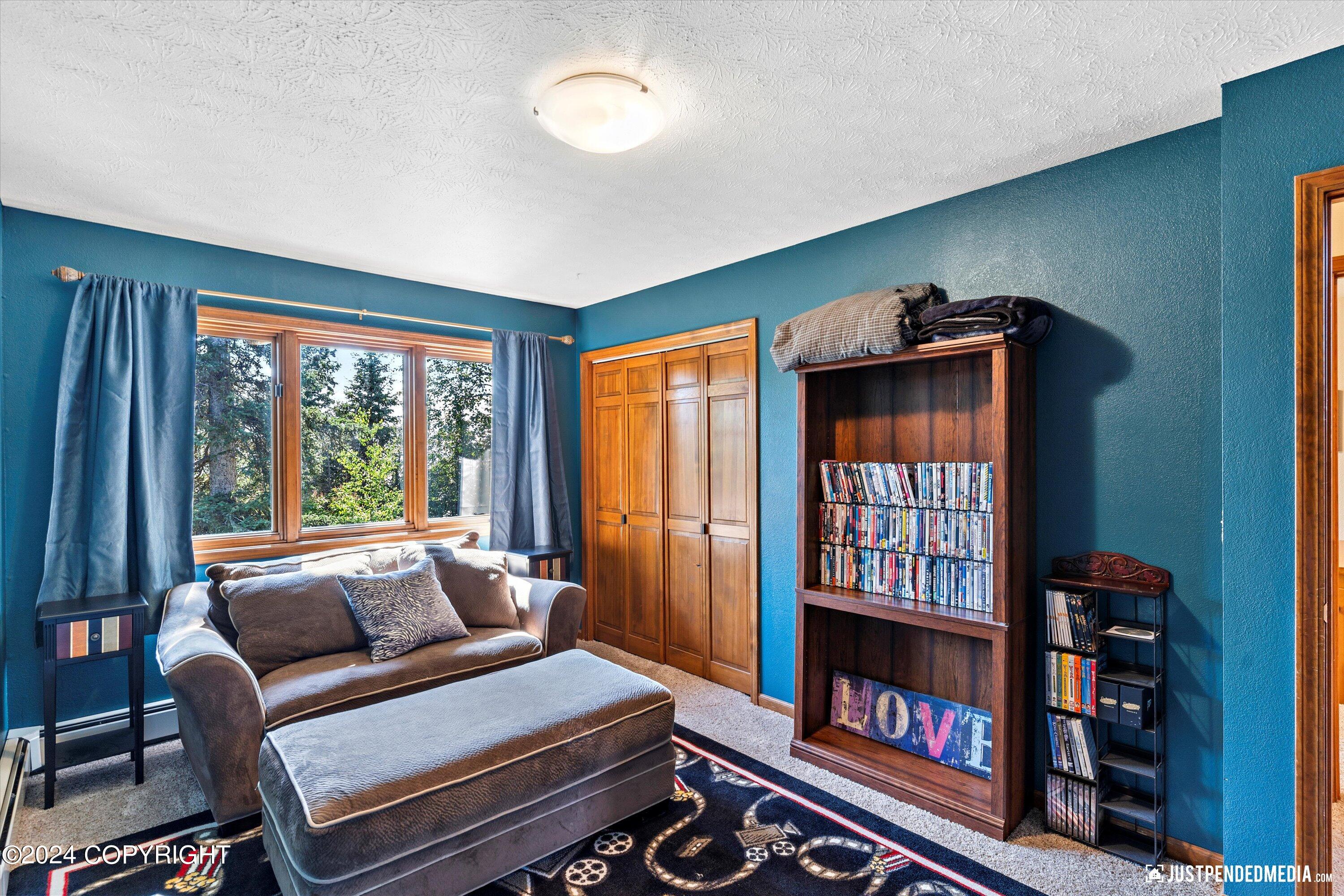 4400 Southpark Bluff Drive