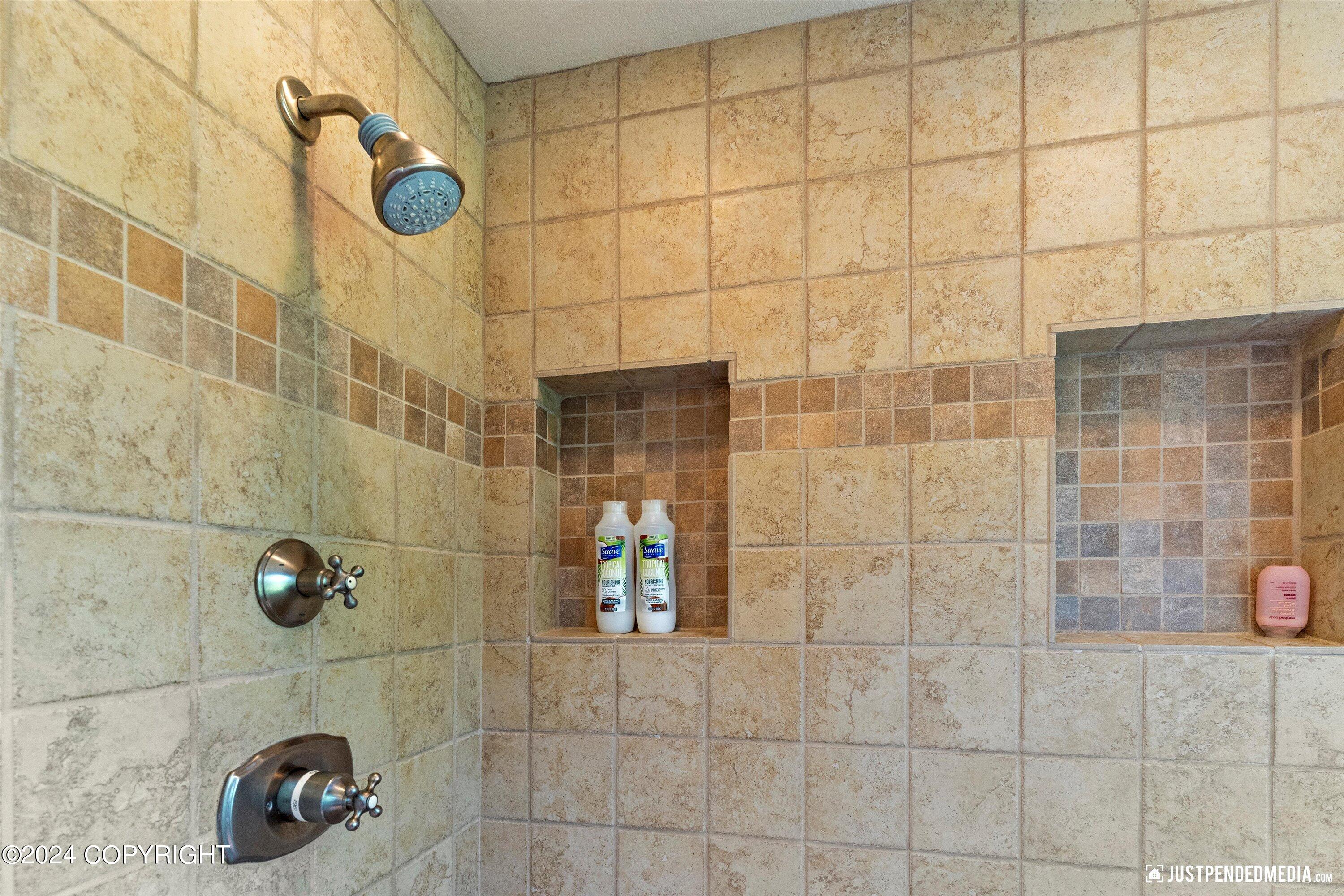 4400 Southpark Bluff Drive