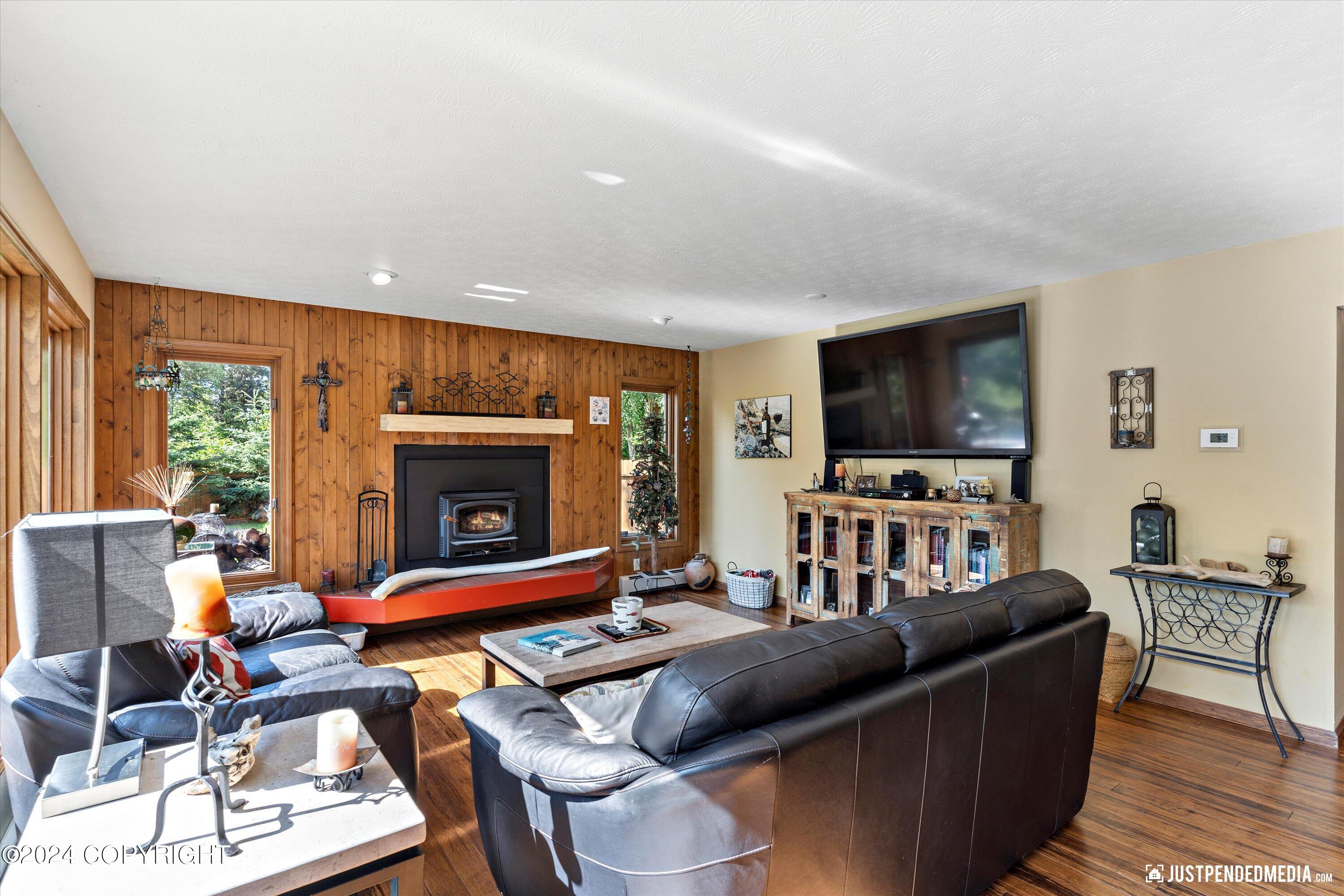 4400 Southpark Bluff Drive
