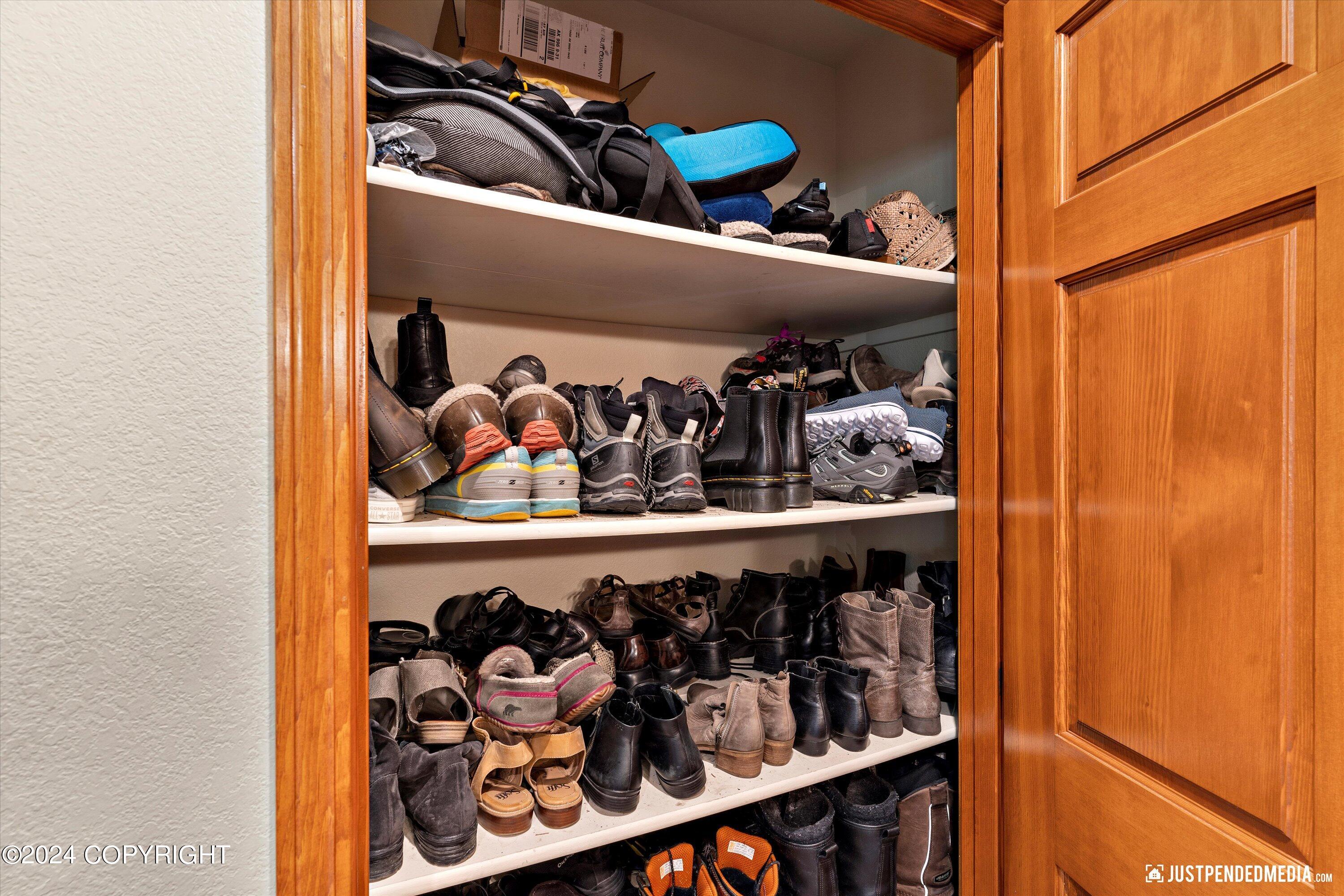 4400 Southpark Bluff Drive