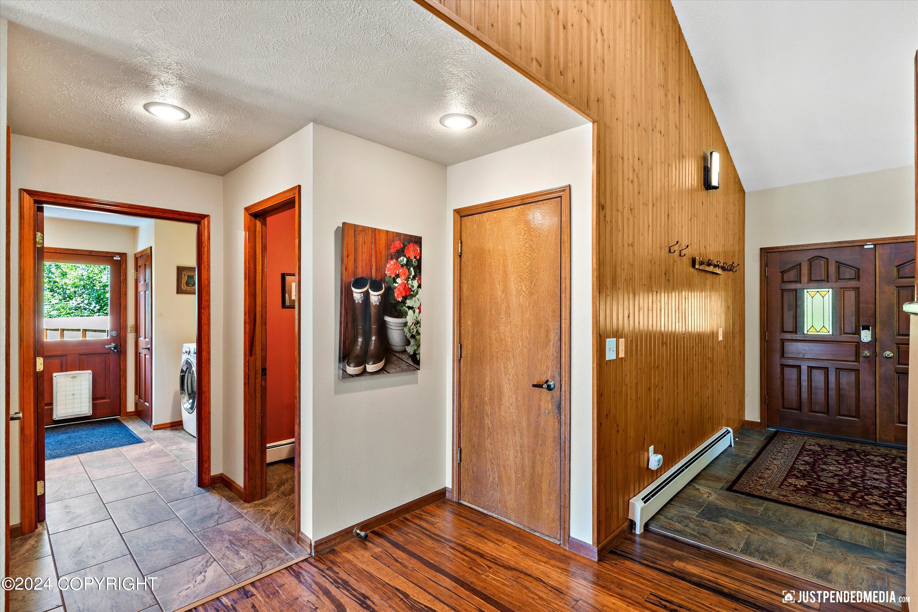 4400 Southpark Bluff Drive