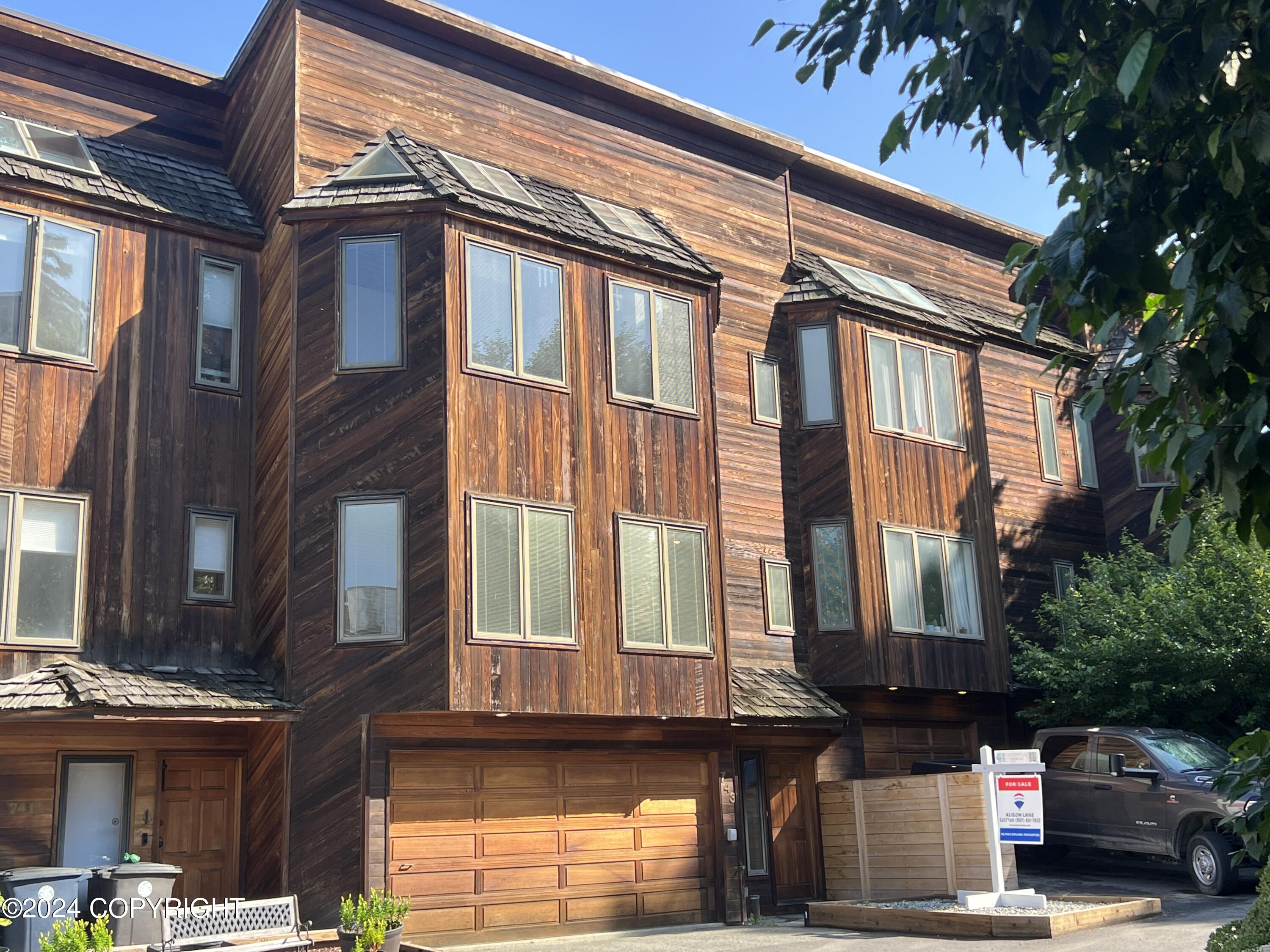743 O Street
