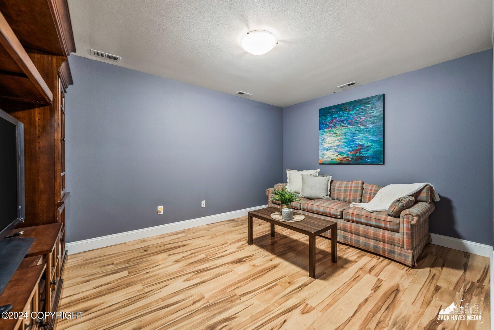 10194 Valley Park Drive