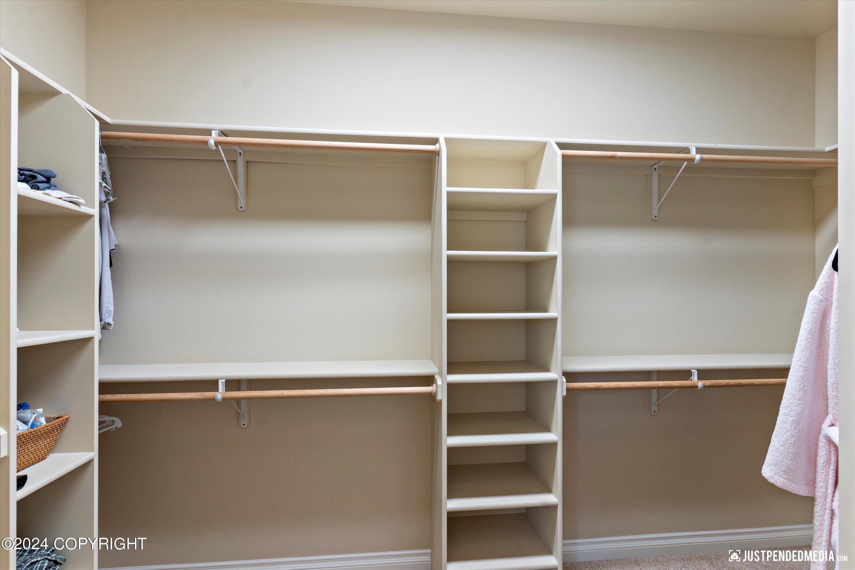 2901 Gladys Marie Circle