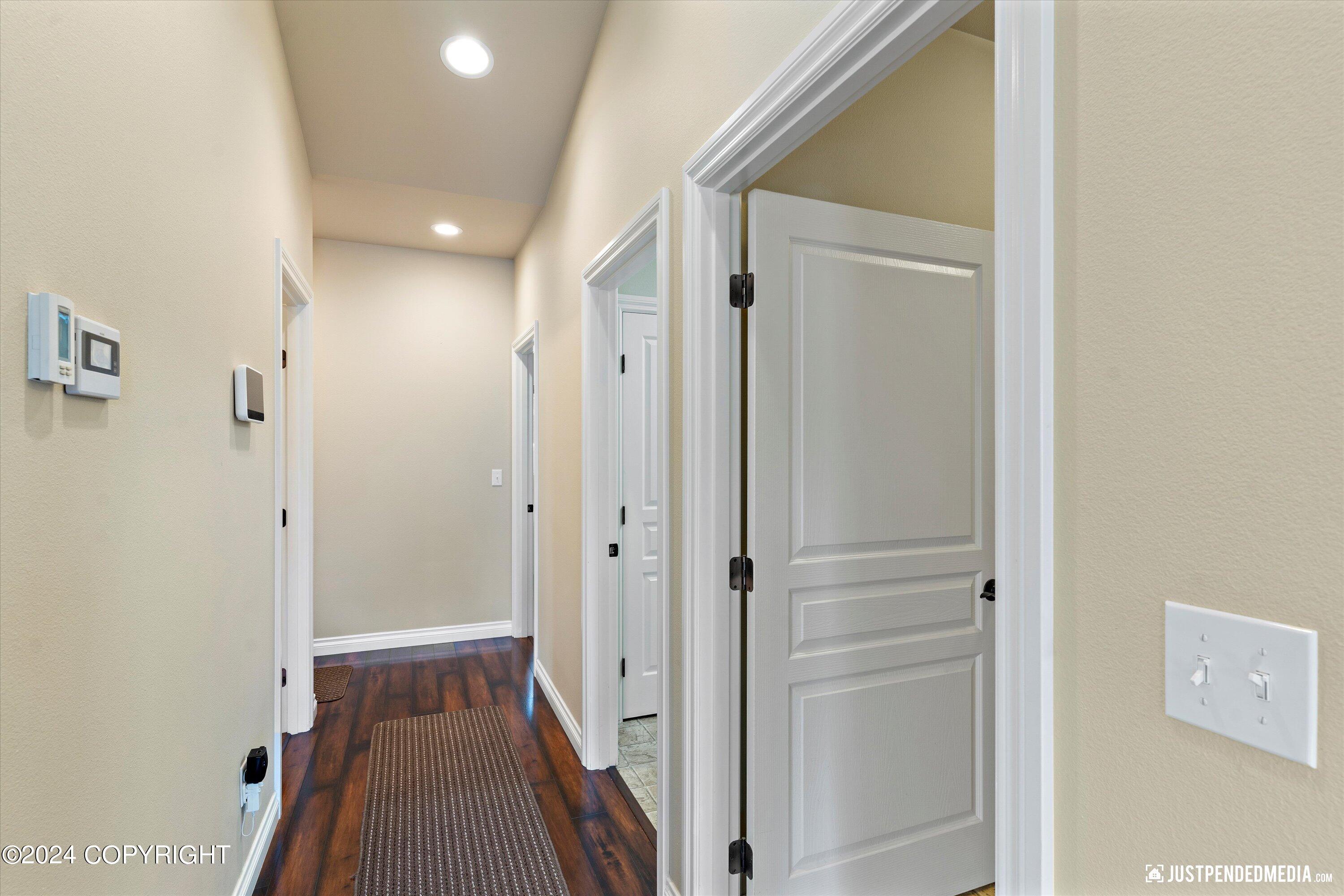 2901 Gladys Marie Circle