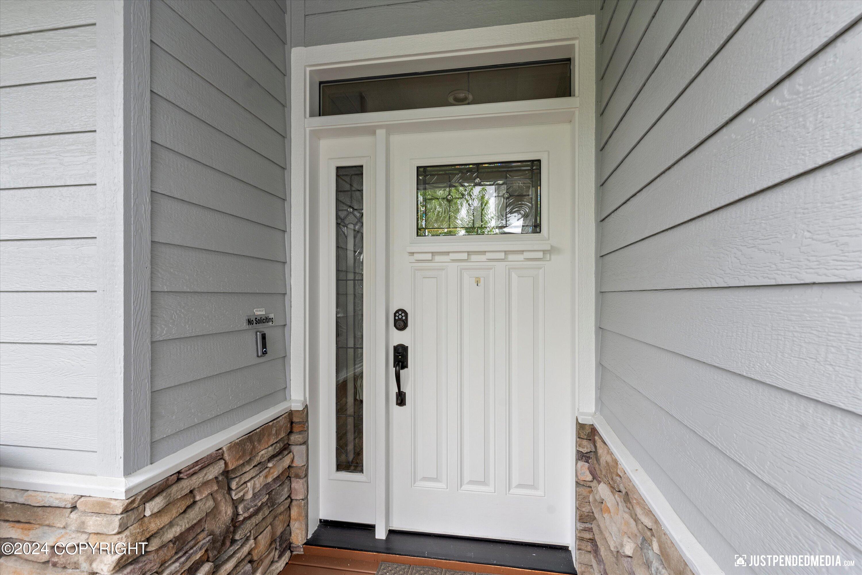 2901 Gladys Marie Circle