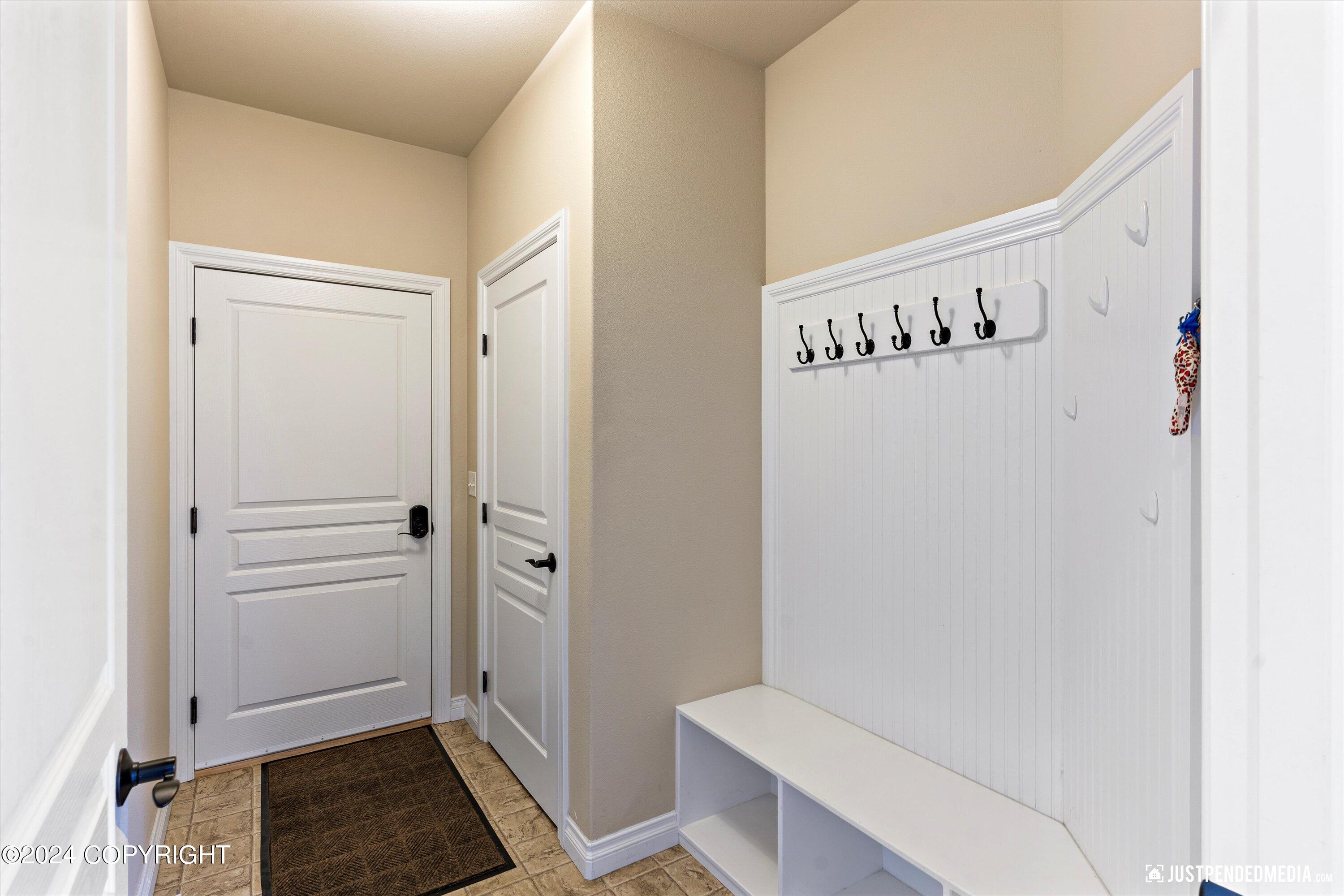 2901 Gladys Marie Circle