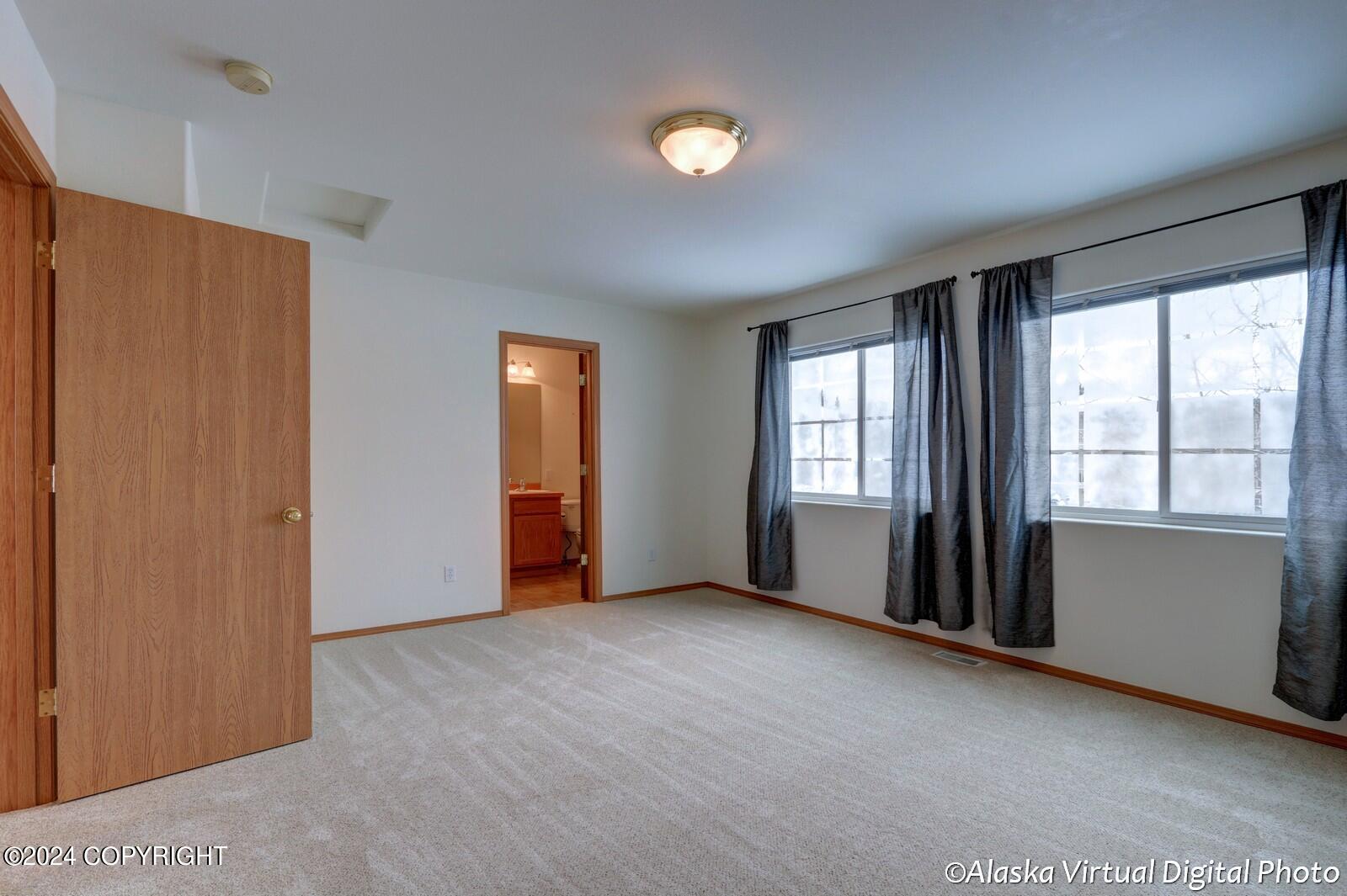 6594 Whispering Loop # B Unit: #B