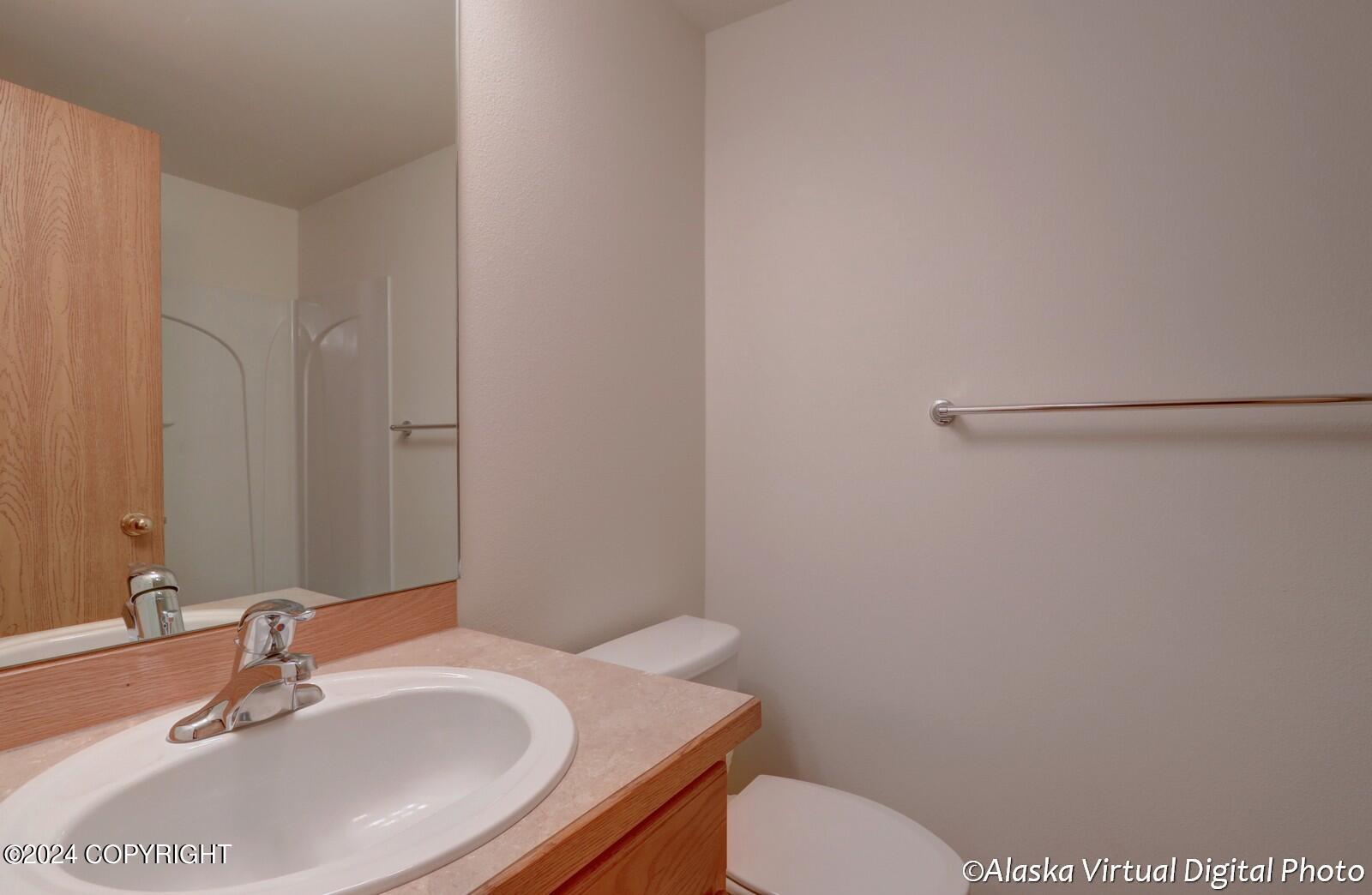 6594 Whispering Loop # B Unit: #B