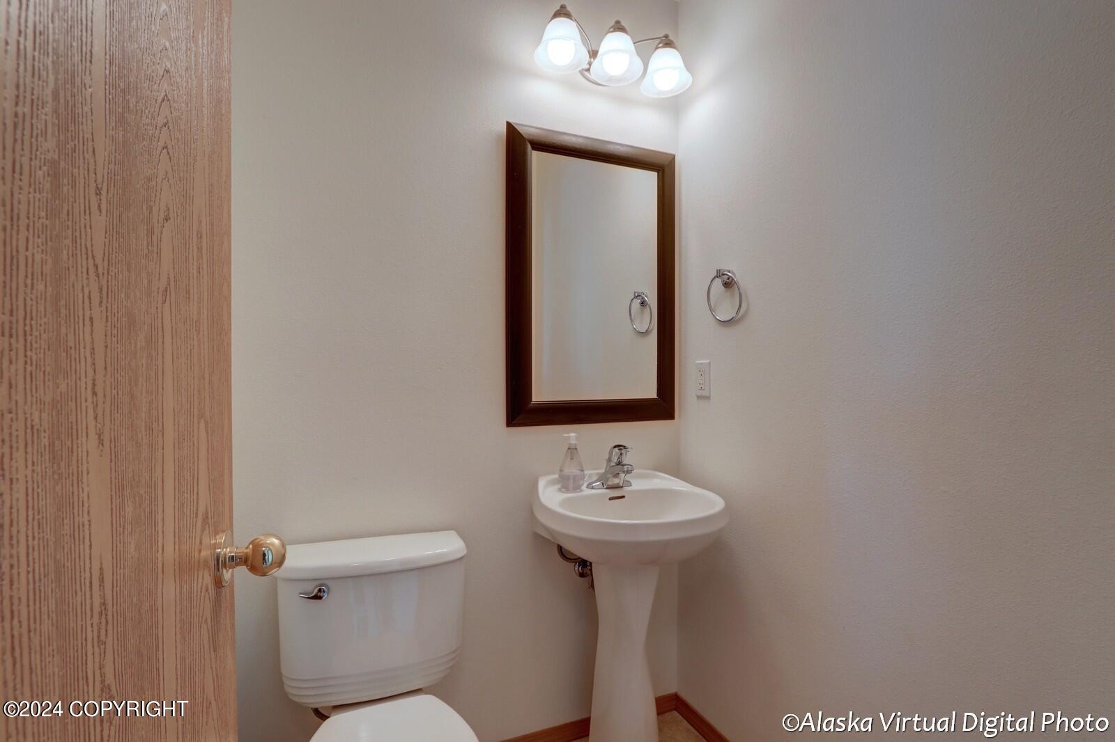 6594 Whispering Loop # B Unit: #B