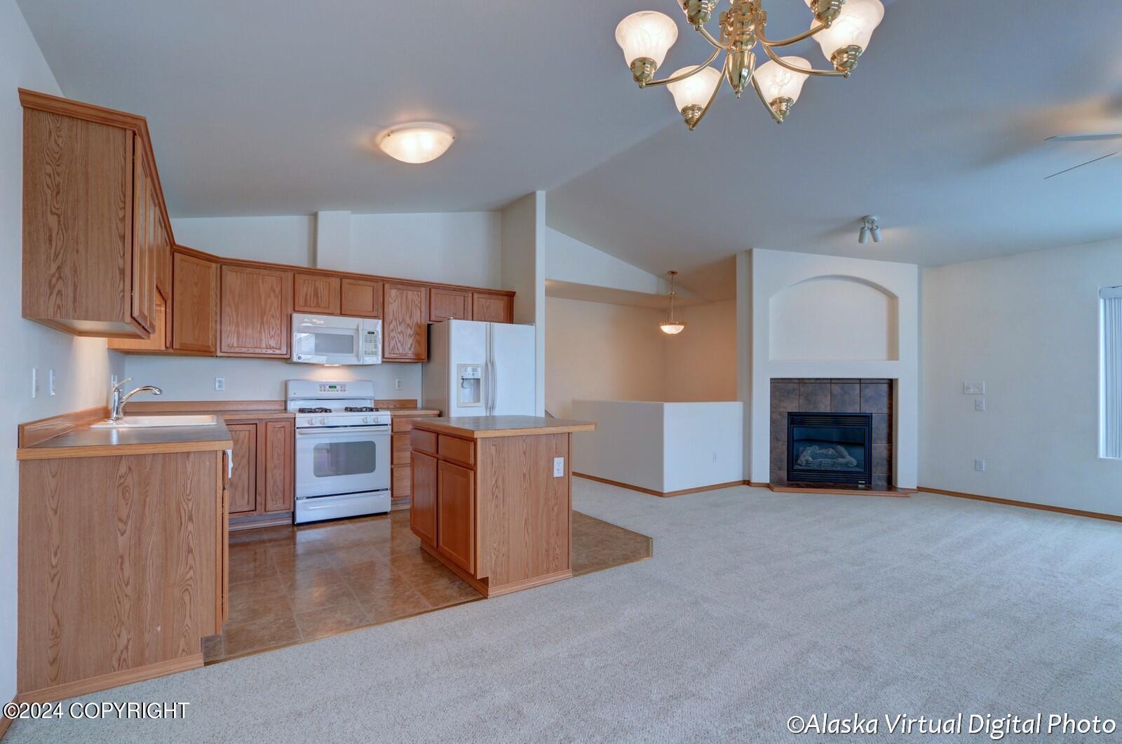 6594 Whispering Loop # B Unit: #B